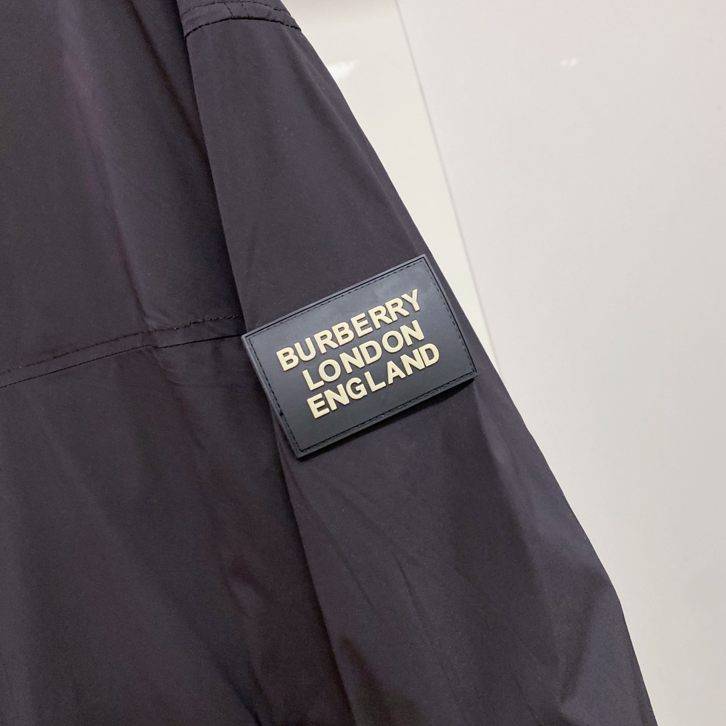 Burberry 巴宝莉 2026ss春季新款连帽夹克外套全高端版本！高定专柜面料辅料，透气舒适度高，细