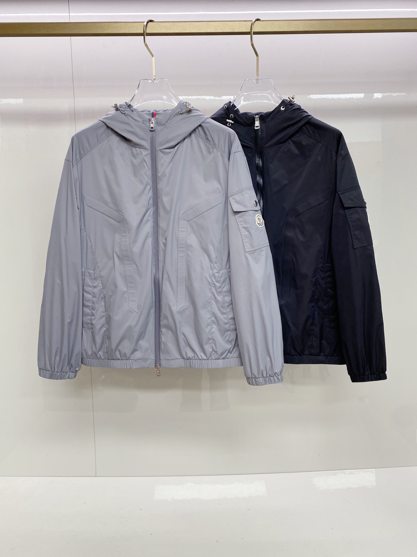 Moncler 蒙口 2026ss春季新款连帽夹克外套全高端版本！高定专柜面料辅料，透气舒适度高，细节无