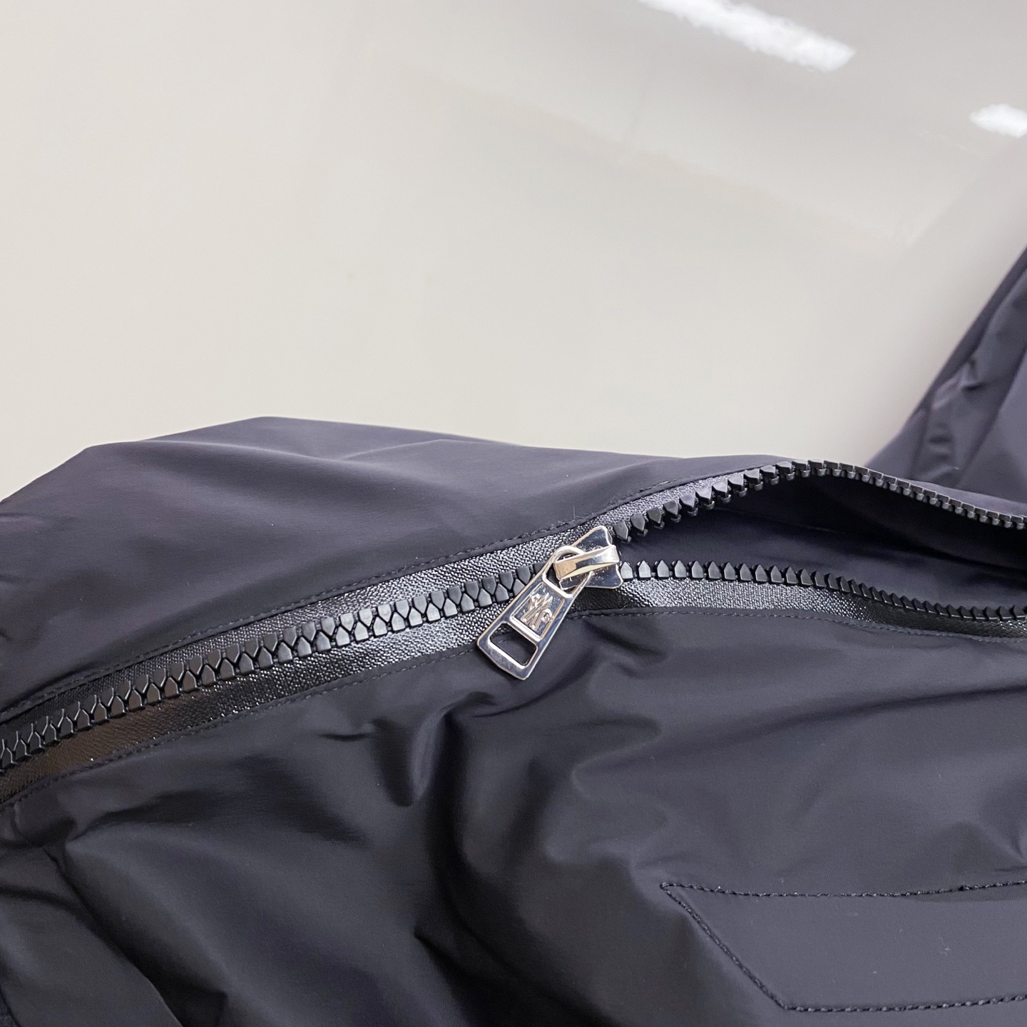 Moncler 蒙口 2026ss春季新款连帽夹克外套全高端版本！高定专柜面料辅料，透气舒适度高，细节无