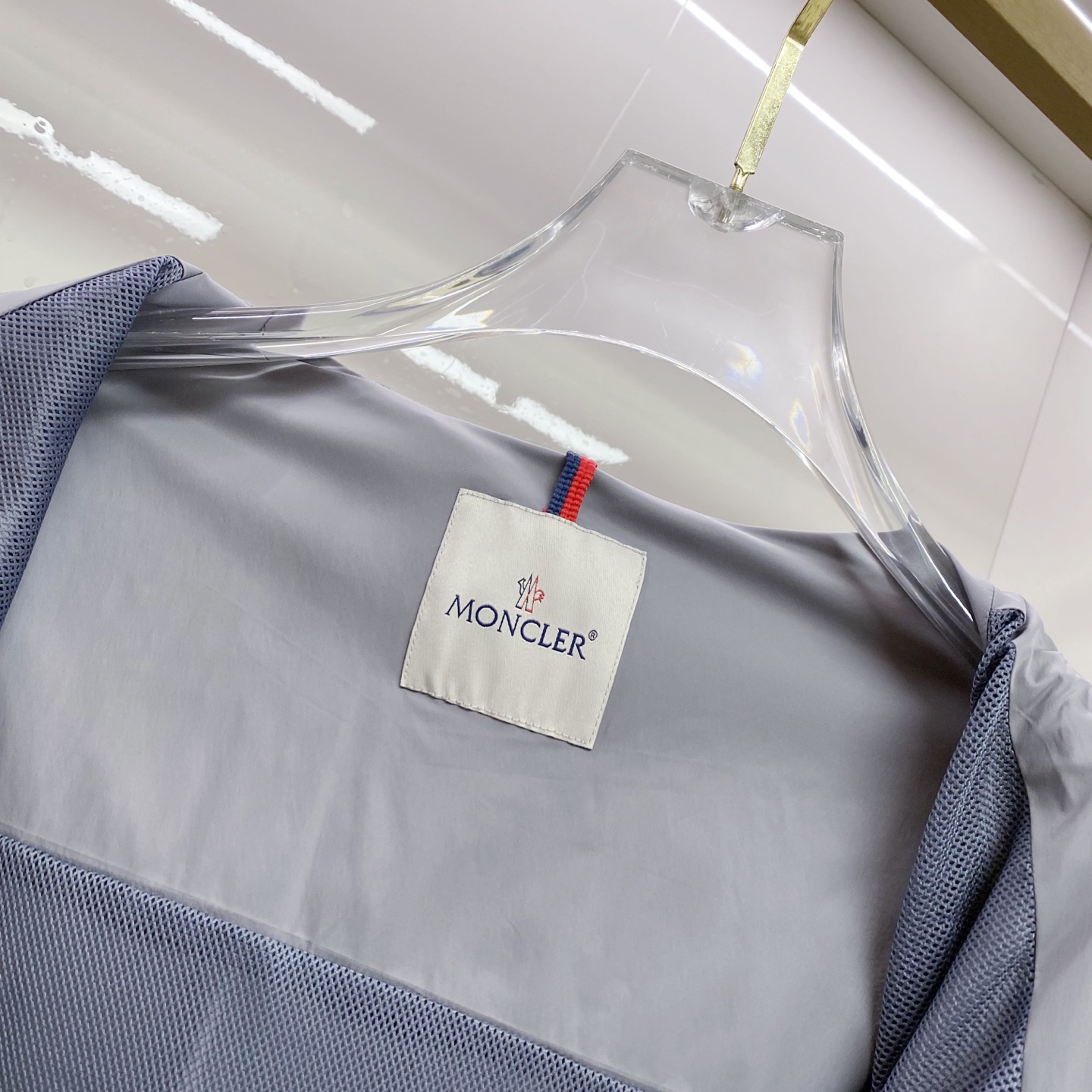 Moncler 蒙口 2026ss春季新款连帽夹克外套全高端版本！高定专柜面料辅料，透气舒适度高，细节无