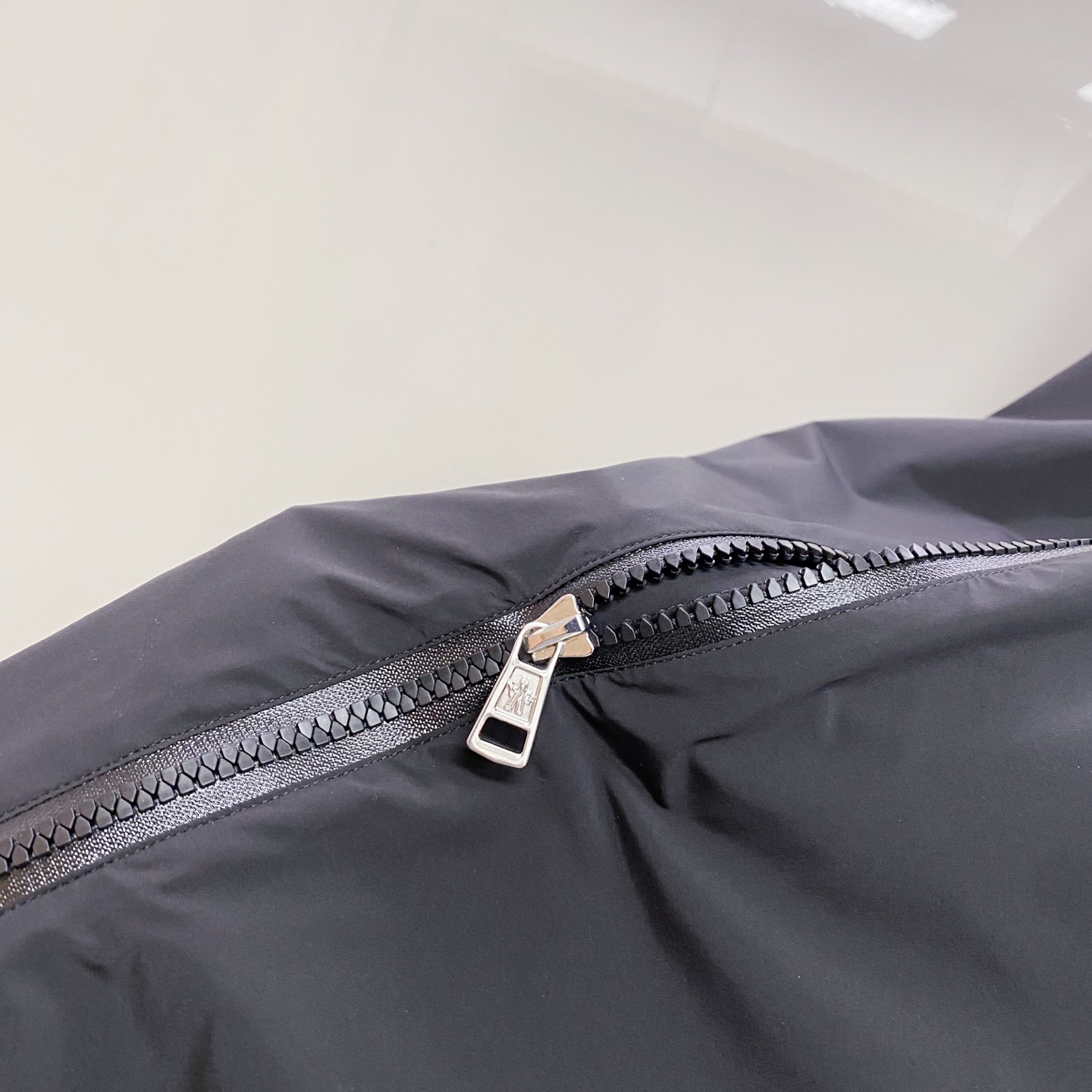 Momcler 蒙口 2026ss春季新款夹克外套全高端版本！高定专柜面料辅料，透气舒适度高，细节无可挑