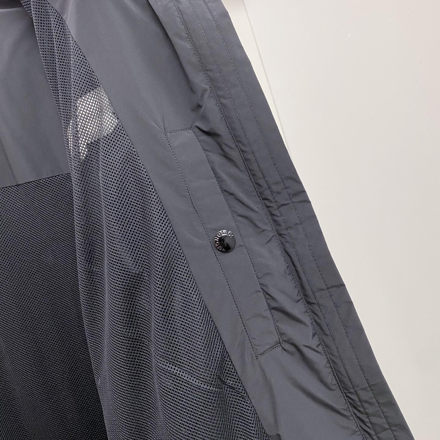 Momcler 蒙口 2026ss春季新款夹克外套全高端版本！高定专柜面料辅料，透气舒适度高，细节无可挑