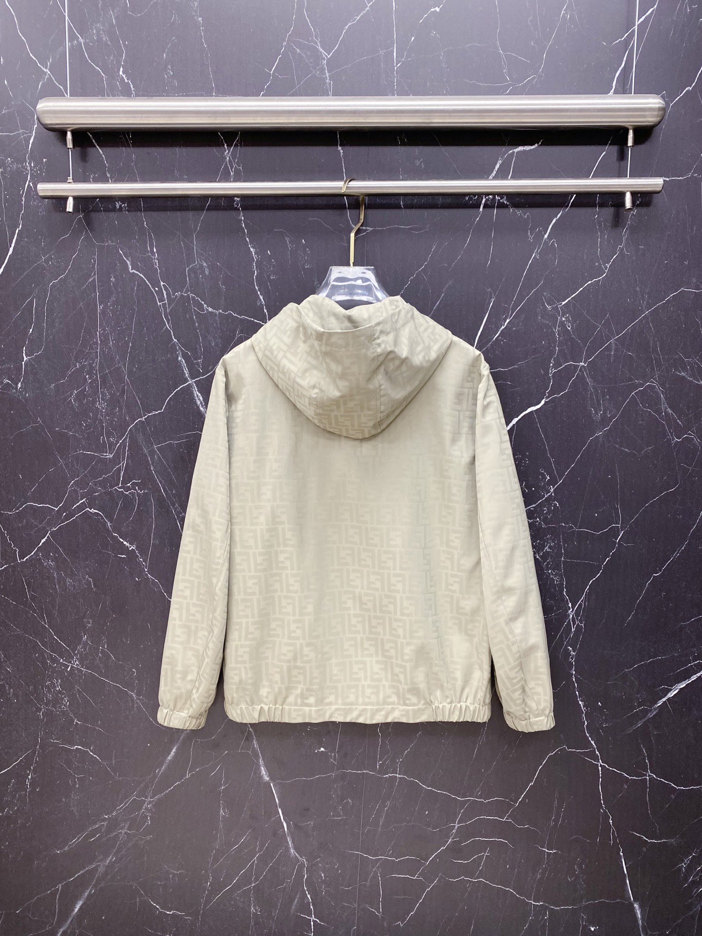 Fendi 芬迪 2026ss春季新款连帽夹克外套全高端版本！高定专柜面料辅料，透气舒适度高，细节无可挑