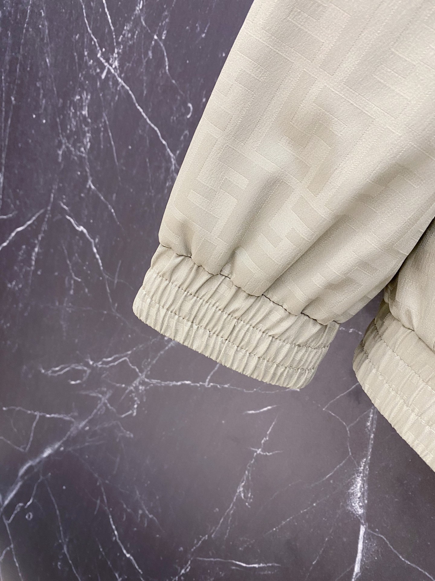 Fendi 芬迪 2026ss春季新款立领夹克外套全高端版本！高定专柜面料辅料，透气舒适度高，细节无可挑