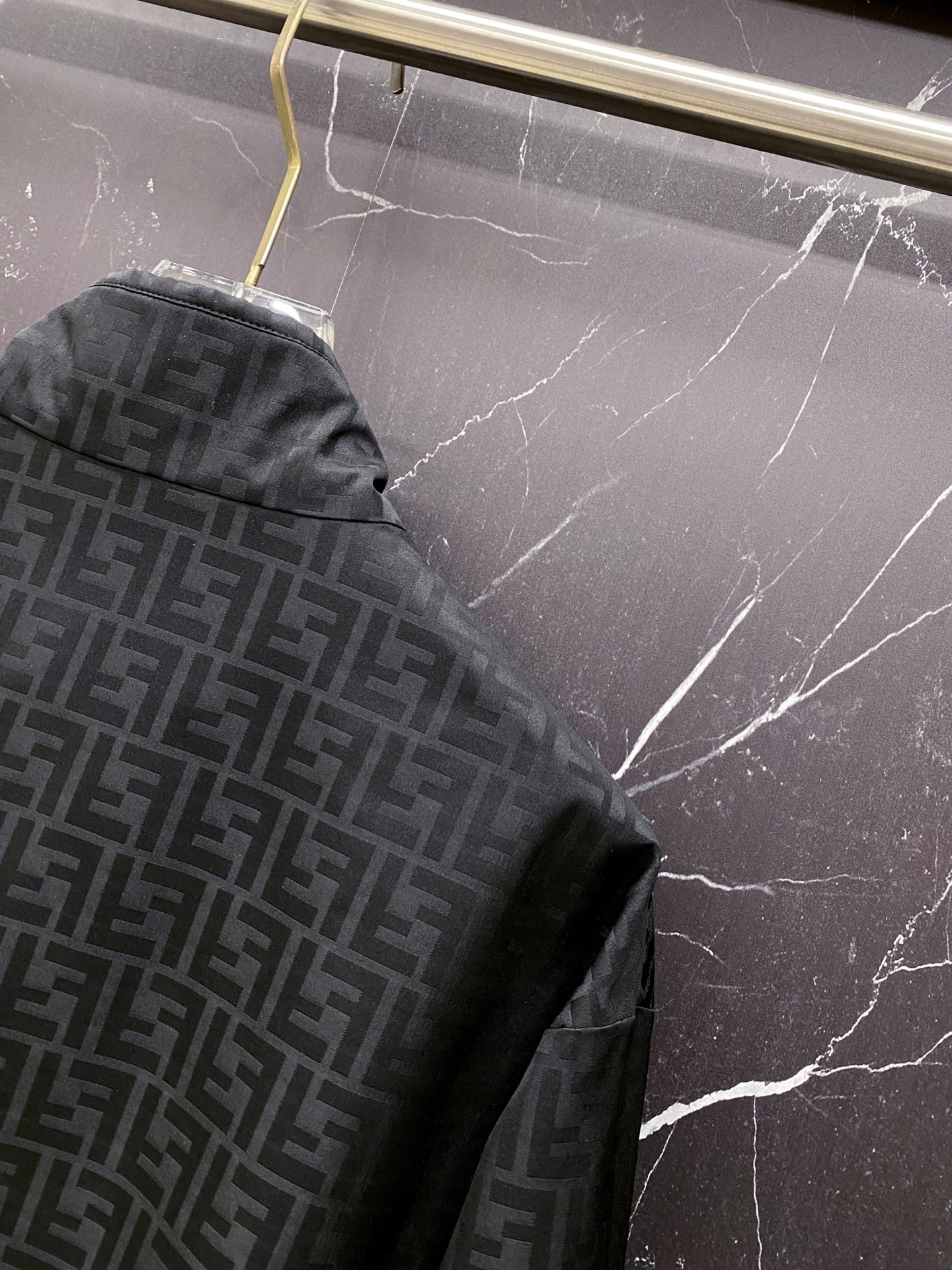 Fendi 芬迪 2026ss春季新款立领夹克外套全高端版本！高定专柜面料辅料，透气舒适度高，细节无可挑