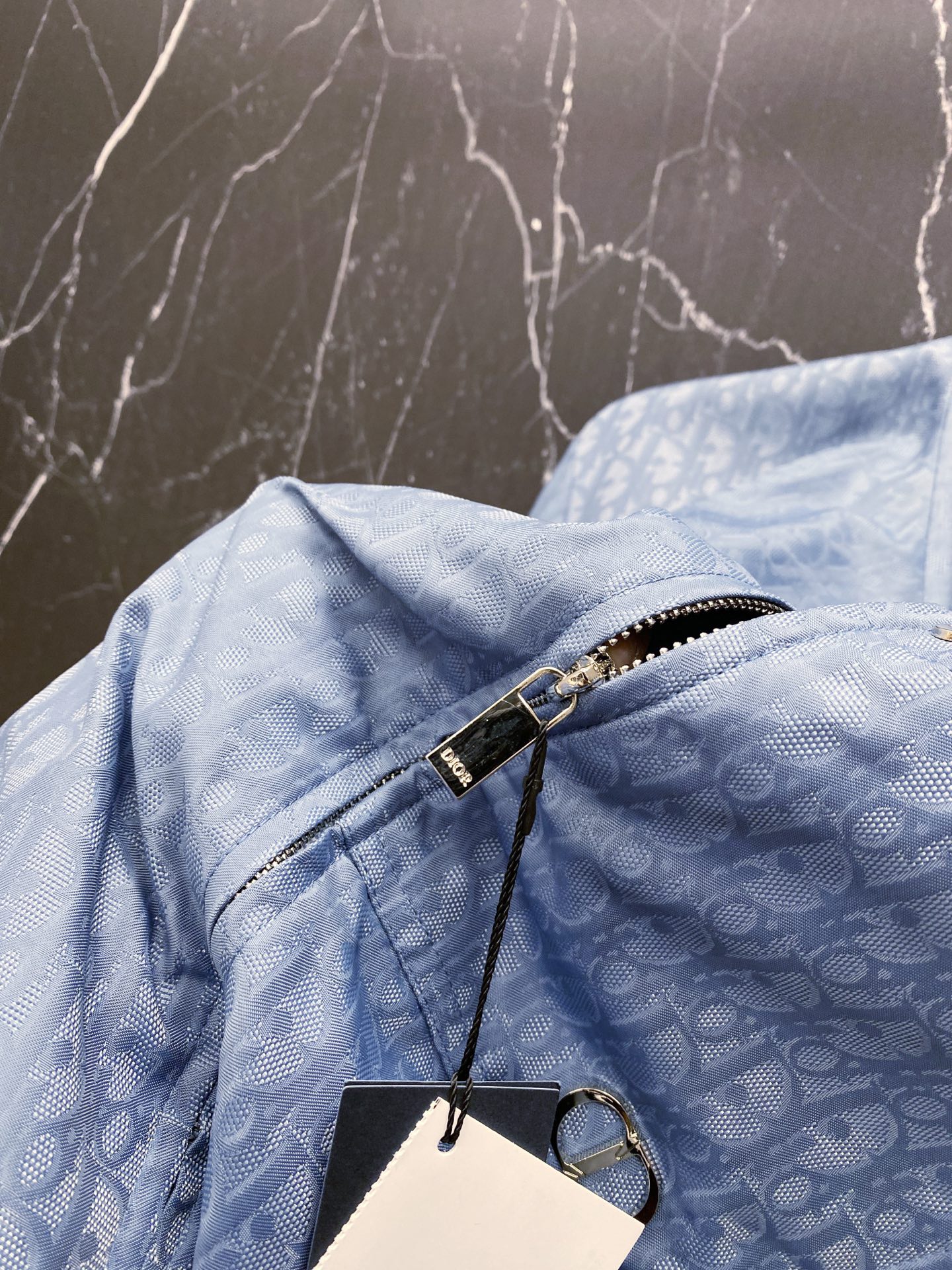 Dior 迪奥 2026ss春季新款立领夹克外套全高端版本！高定专柜面料辅料，透气舒适度高，细节无可挑剔