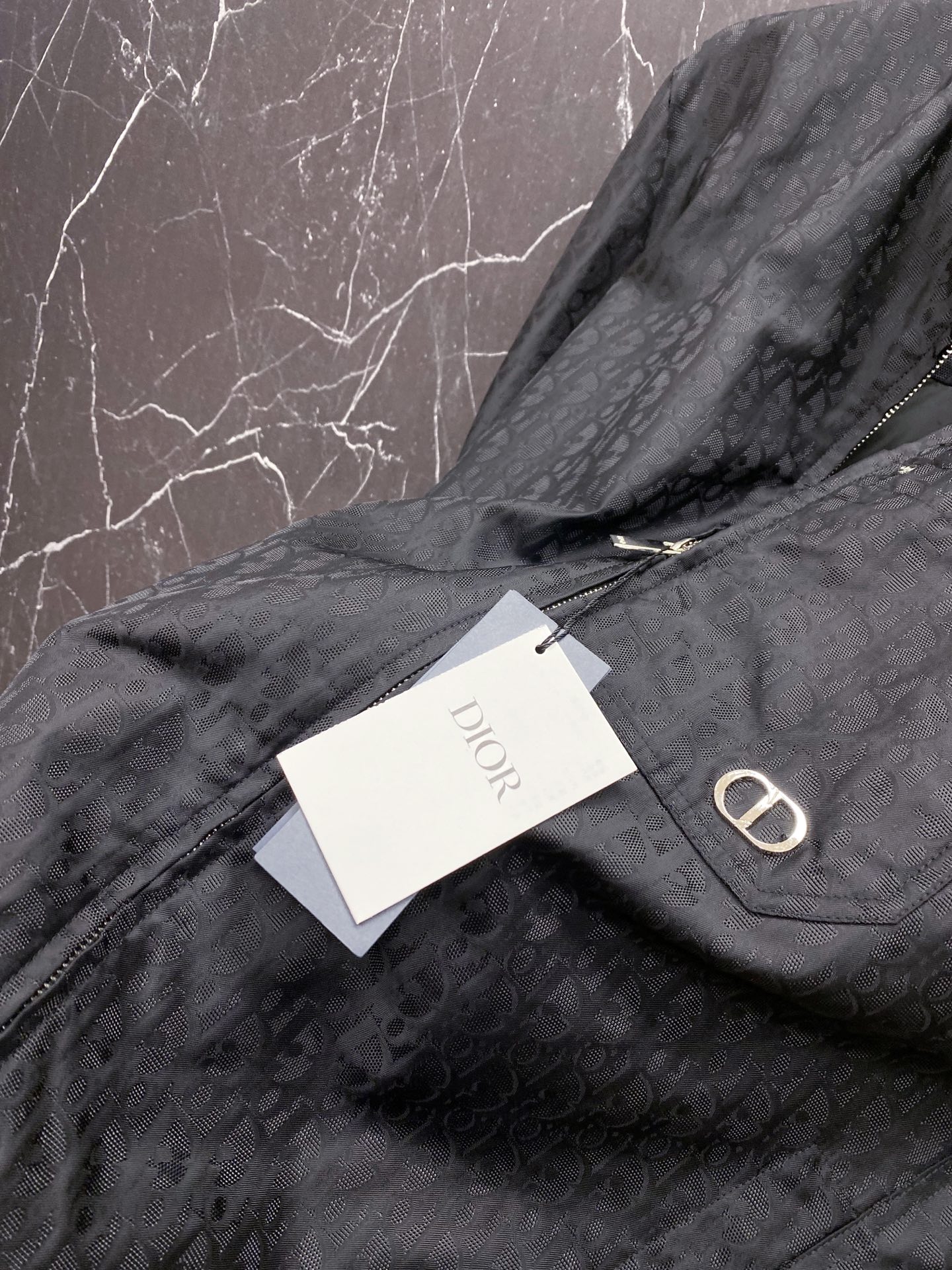 Dior 迪奥 2026ss春季新款立领夹克外套全高端版本！高定专柜面料辅料，透气舒适度高，细节无可挑剔