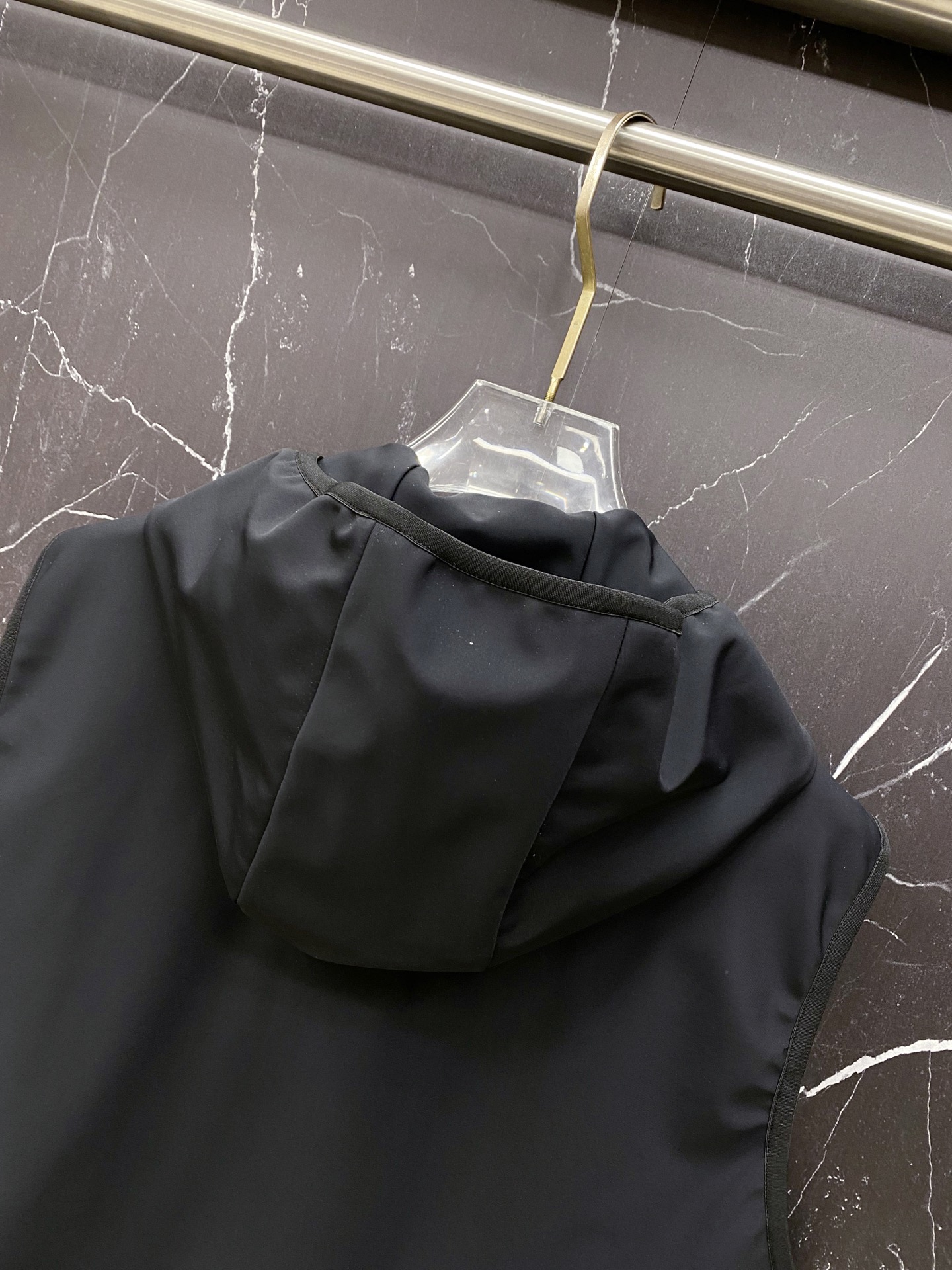 Moncler 蒙口 2026SS早春新款普拉达春夏马甲夹克外套最新设计款 秀场新品‼品相非常完美，三标