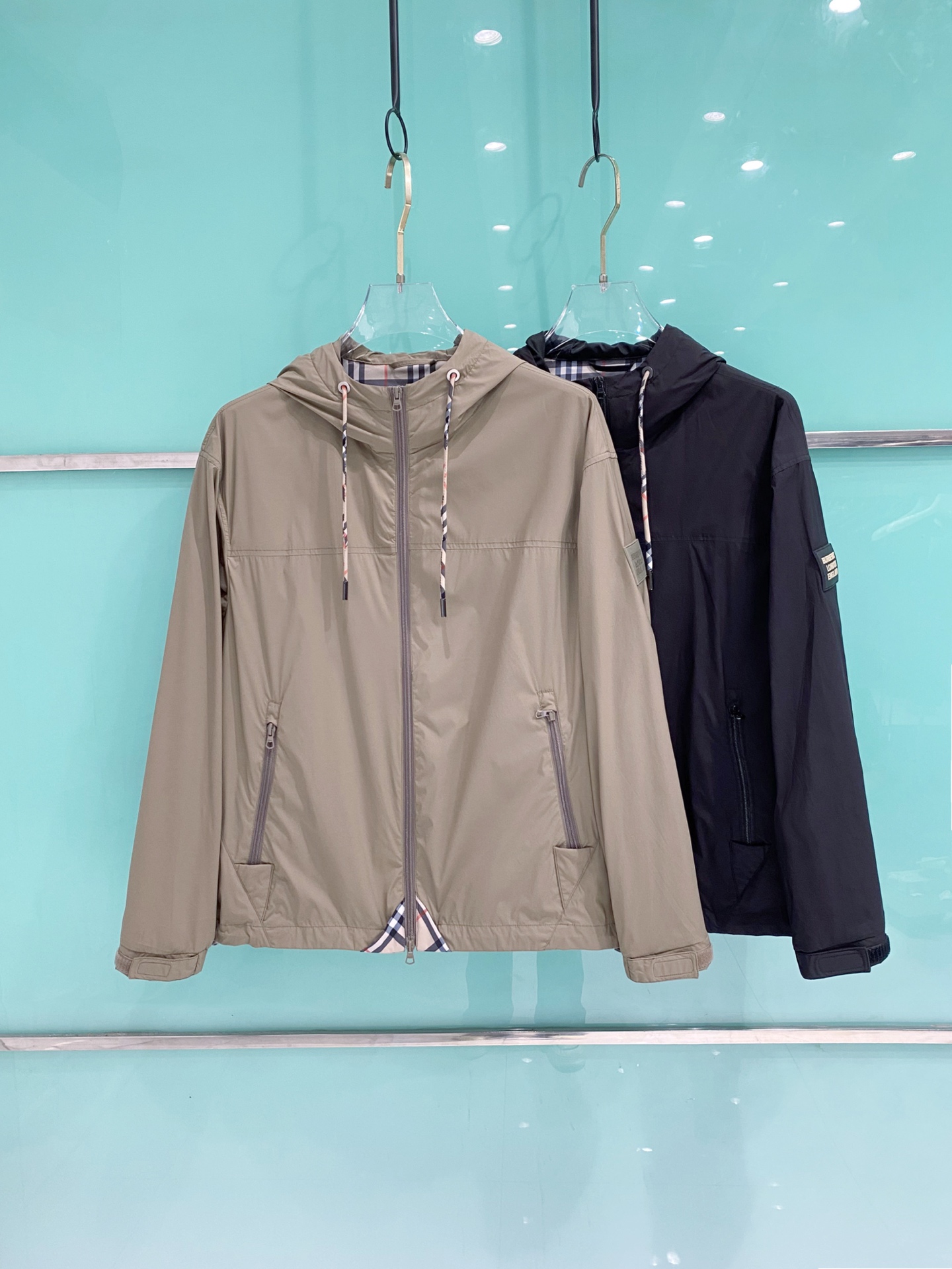 Burberry 巴宝莉 2026ss春季新款连帽夹克外套全高端版本！高定专柜面料辅料，透气舒适度高，细