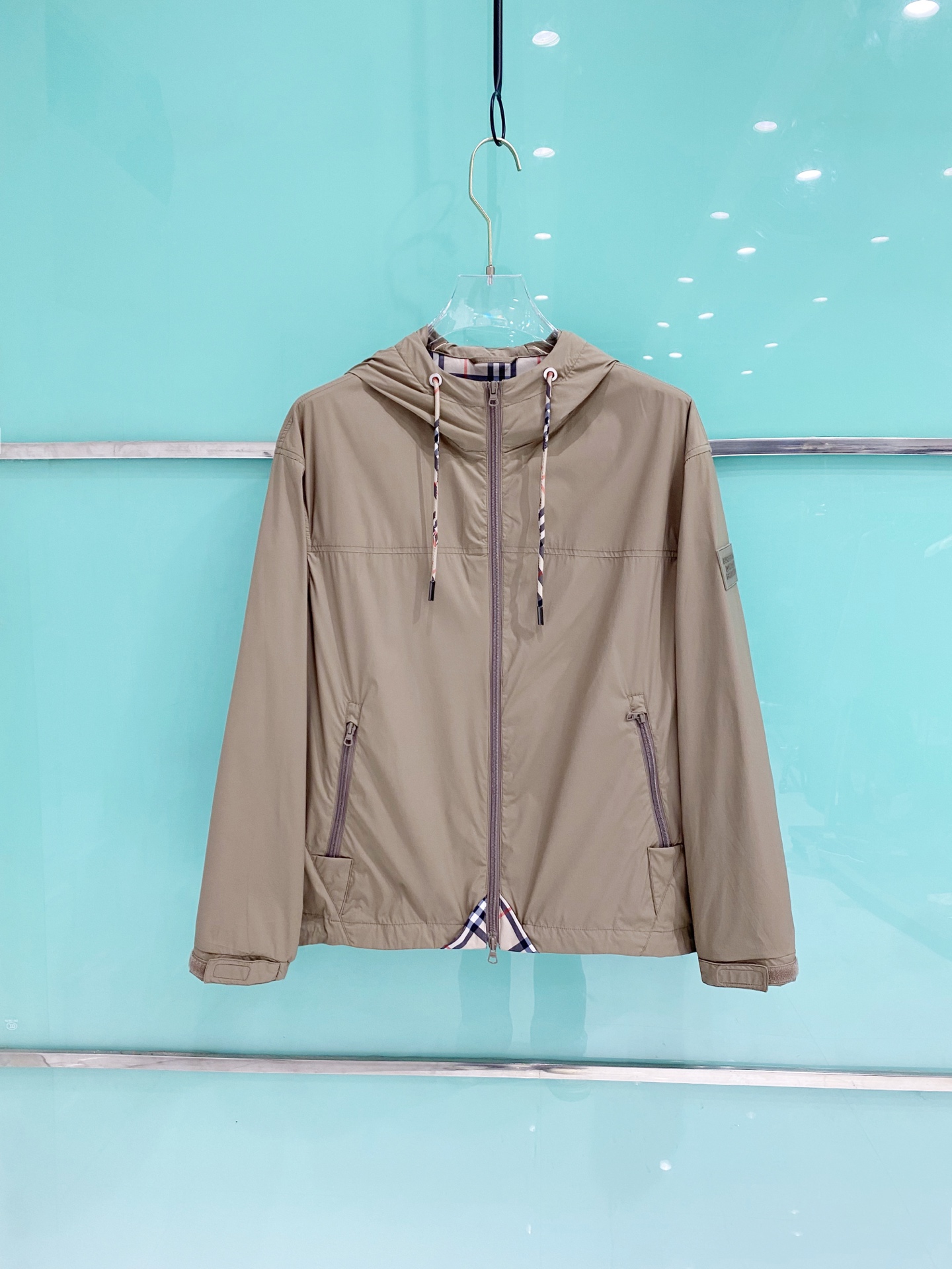 Burberry 巴宝莉 2026ss春季新款连帽夹克外套全高端版本！高定专柜面料辅料，透气舒适度高，细