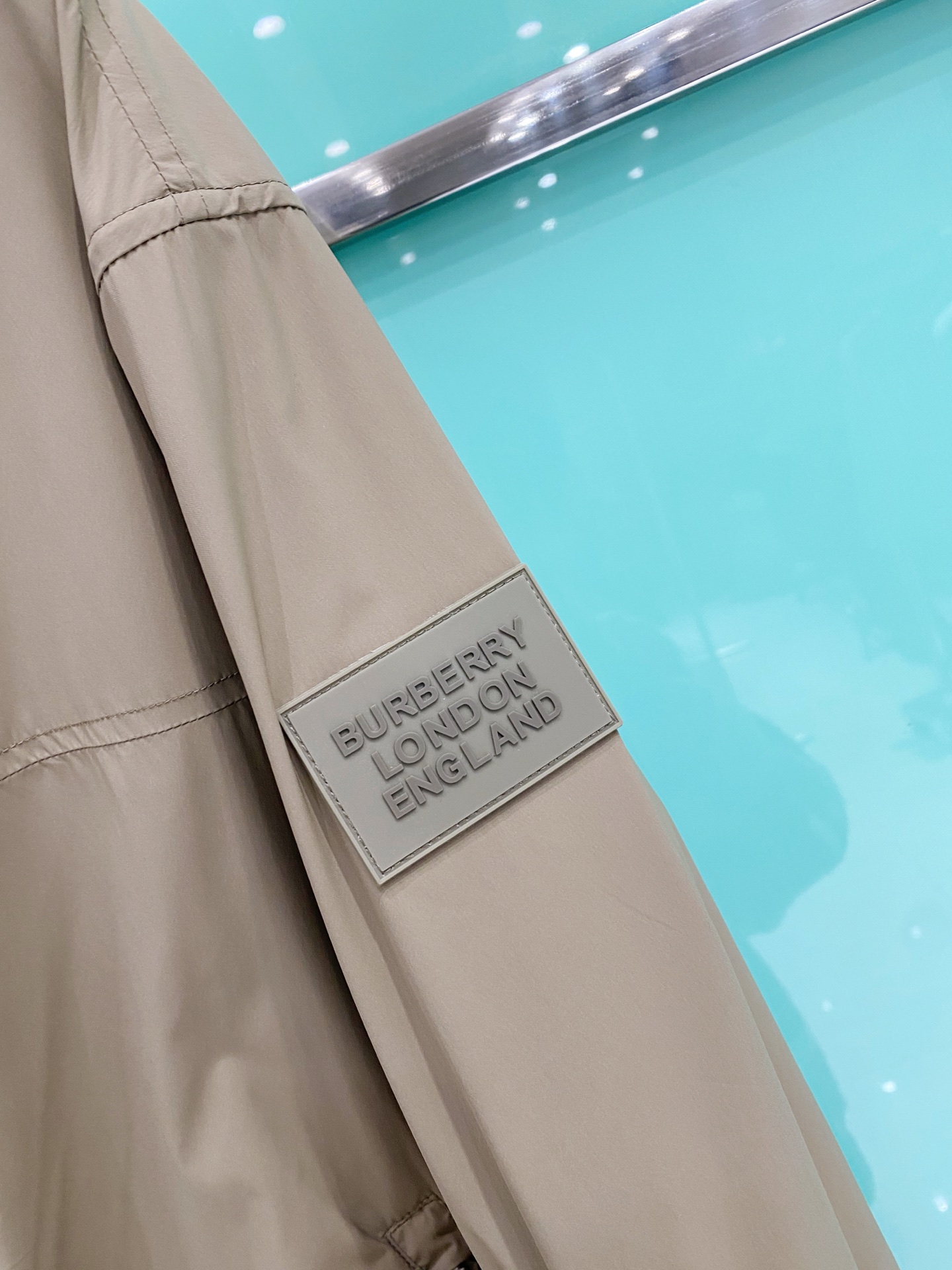 Burberry 巴宝莉 2026ss春季新款连帽夹克外套全高端版本！高定专柜面料辅料，透气舒适度高，细