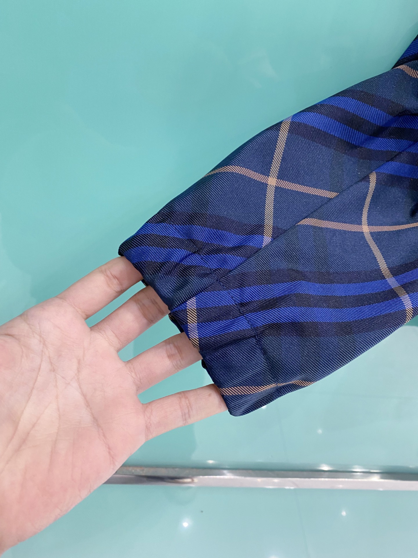 Burberry 巴宝莉 2026春季新款连帽夹克外套，全高端版本！高定专柜面料辅料，透气舒适度高，细节