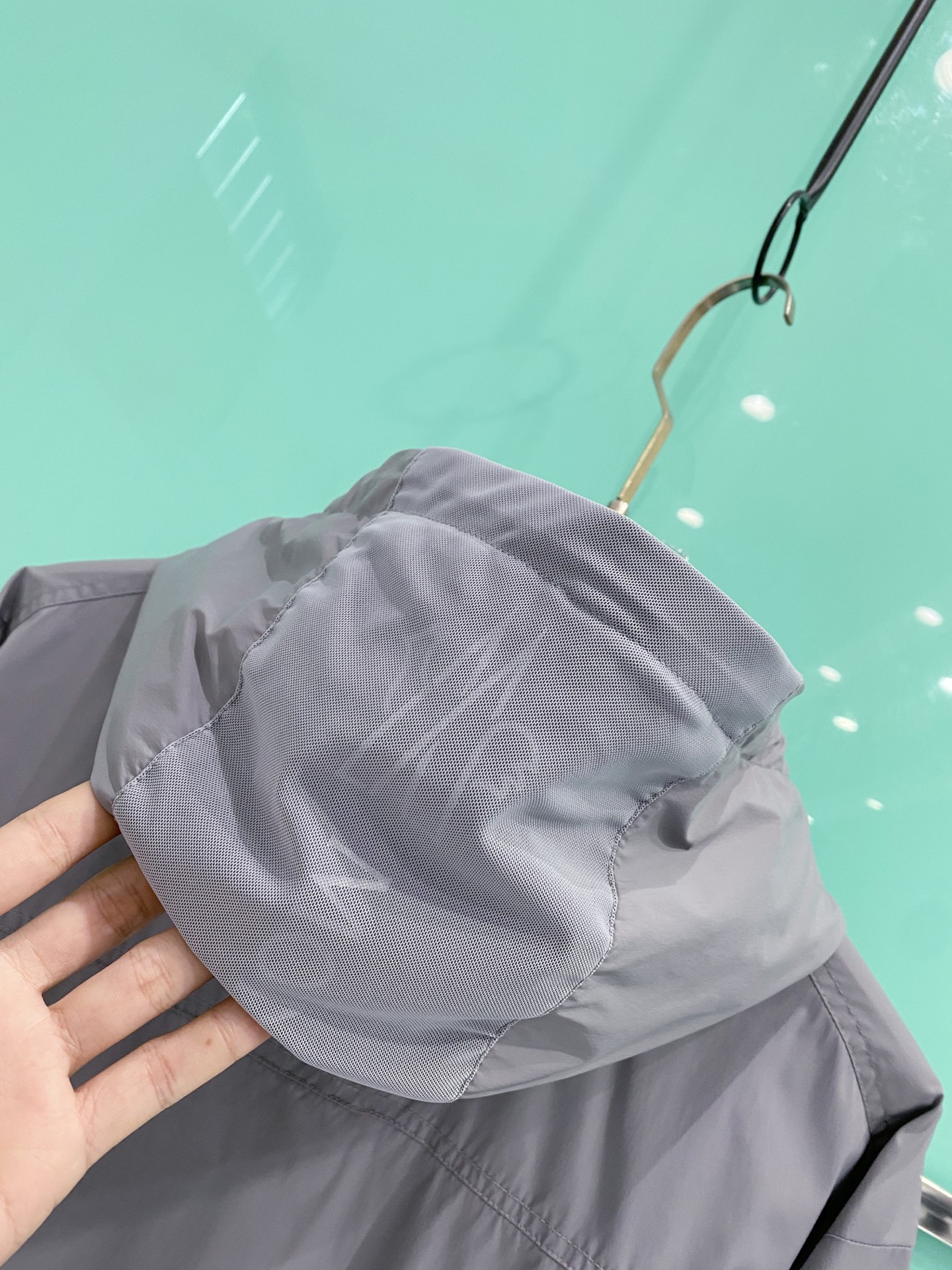 Moncler 蒙口 2026ss春季新款连帽夹克外套全高端版本！高定专柜面料辅料，透气舒适度高，细节无