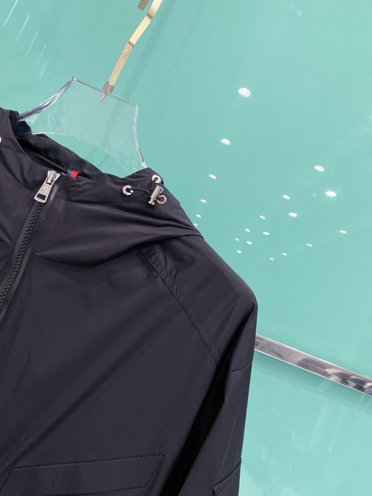 Moncler 蒙口 2026ss春季新款连帽夹克外套全高端版本！高定专柜面料辅料，透气舒适度高，细节无