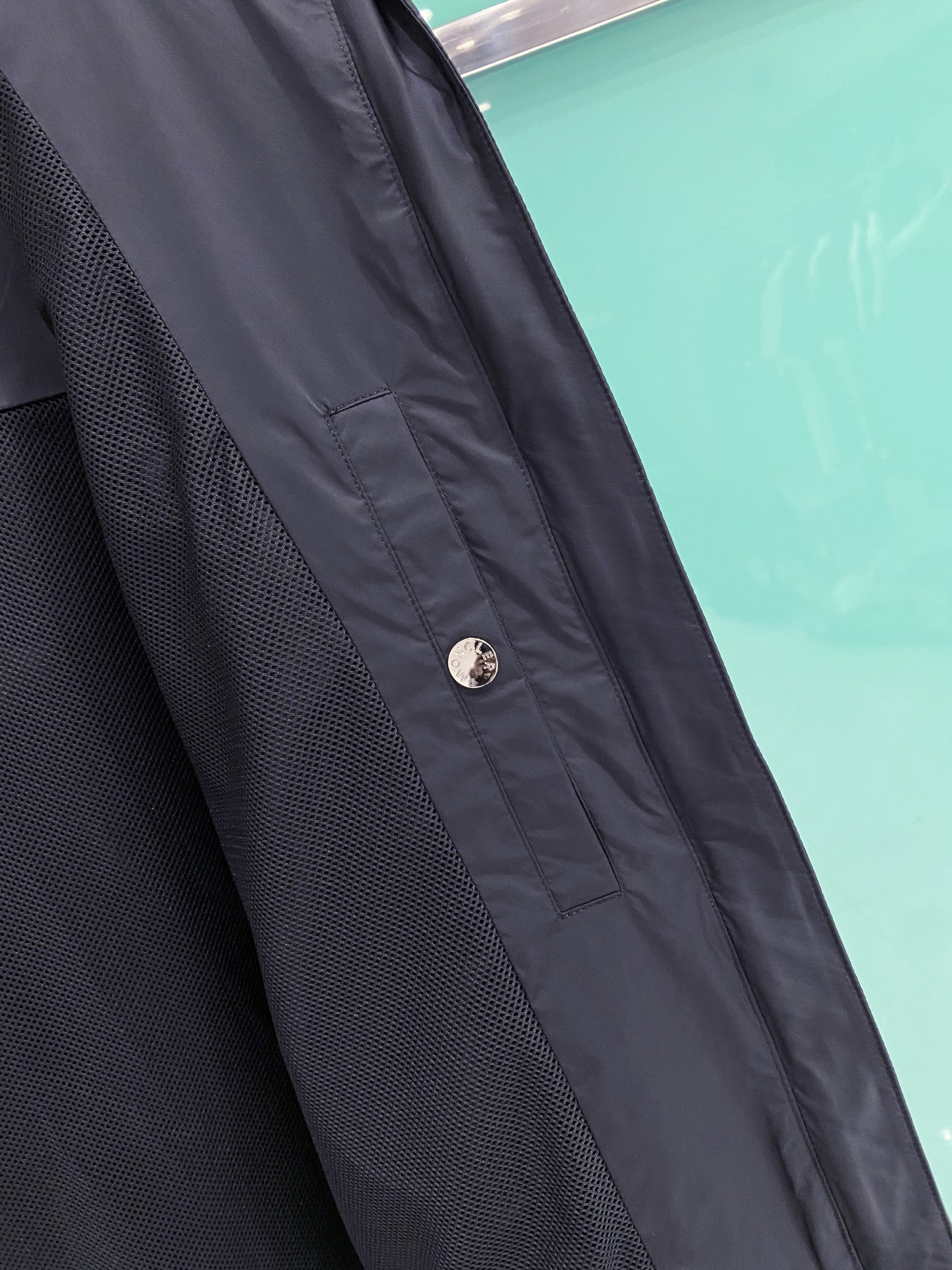 Moncler 蒙口 2026ss春季新款连帽夹克外套全高端版本！高定专柜面料辅料，透气舒适度高，细节无