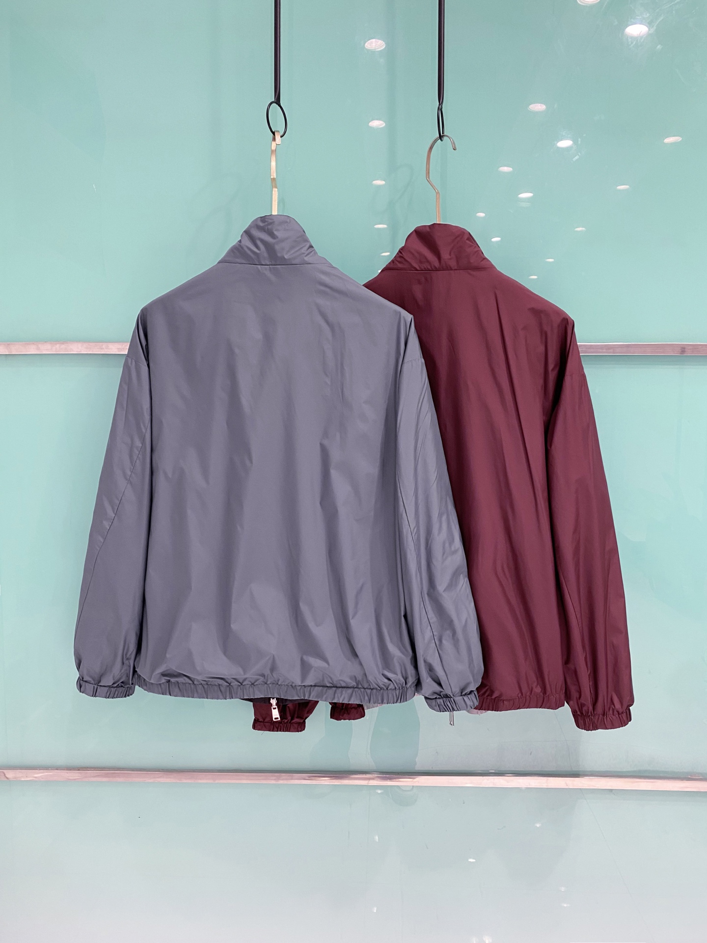 Prada 普拉达 双面穿 2026ss春季新款连帽夹克外套全高端版本！高定专柜面料辅料，透气舒适度高，