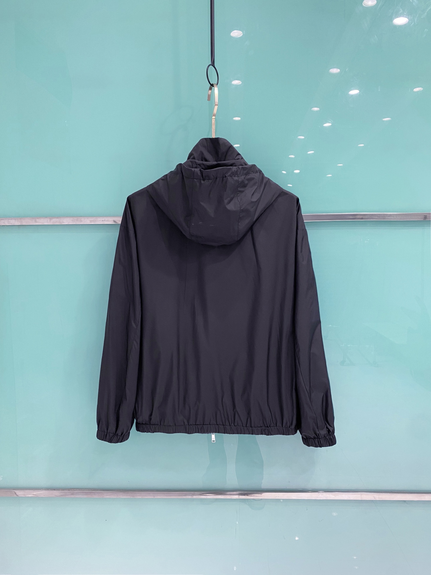 Prada 普拉达 双面穿 2026ss春季新款连帽夹克外套全高端版本！高定专柜面料辅料，透气舒适度高，