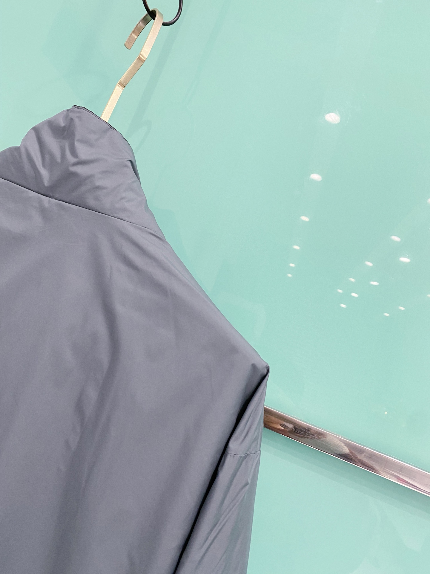 Prada 普拉达 双面穿 2026ss春季新款连帽夹克外套全高端版本！高定专柜面料辅料，透气舒适度高，