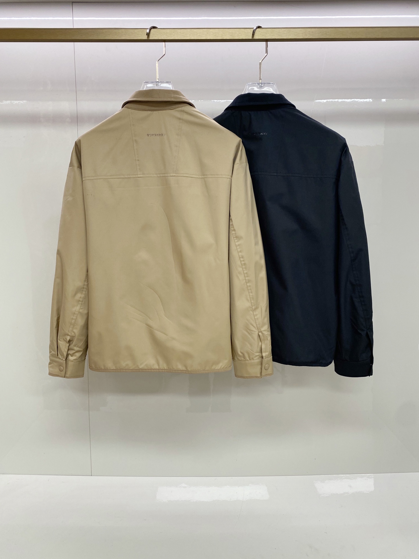 Burberry 巴宝莉 2026ss春季新款夹克外套全高端版本！高定专柜面料辅料，透气舒适度高，细节无