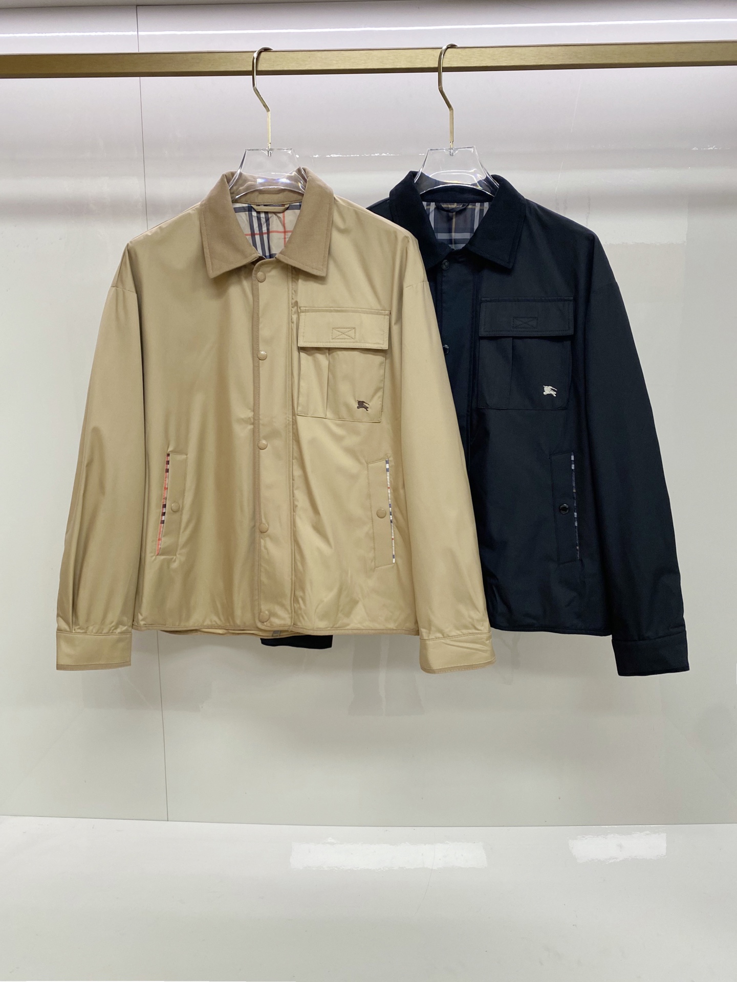 Burberry 巴宝莉 2026ss春季新款夹克外套全高端版本！高定专柜面料辅料，透气舒适度高，细节无