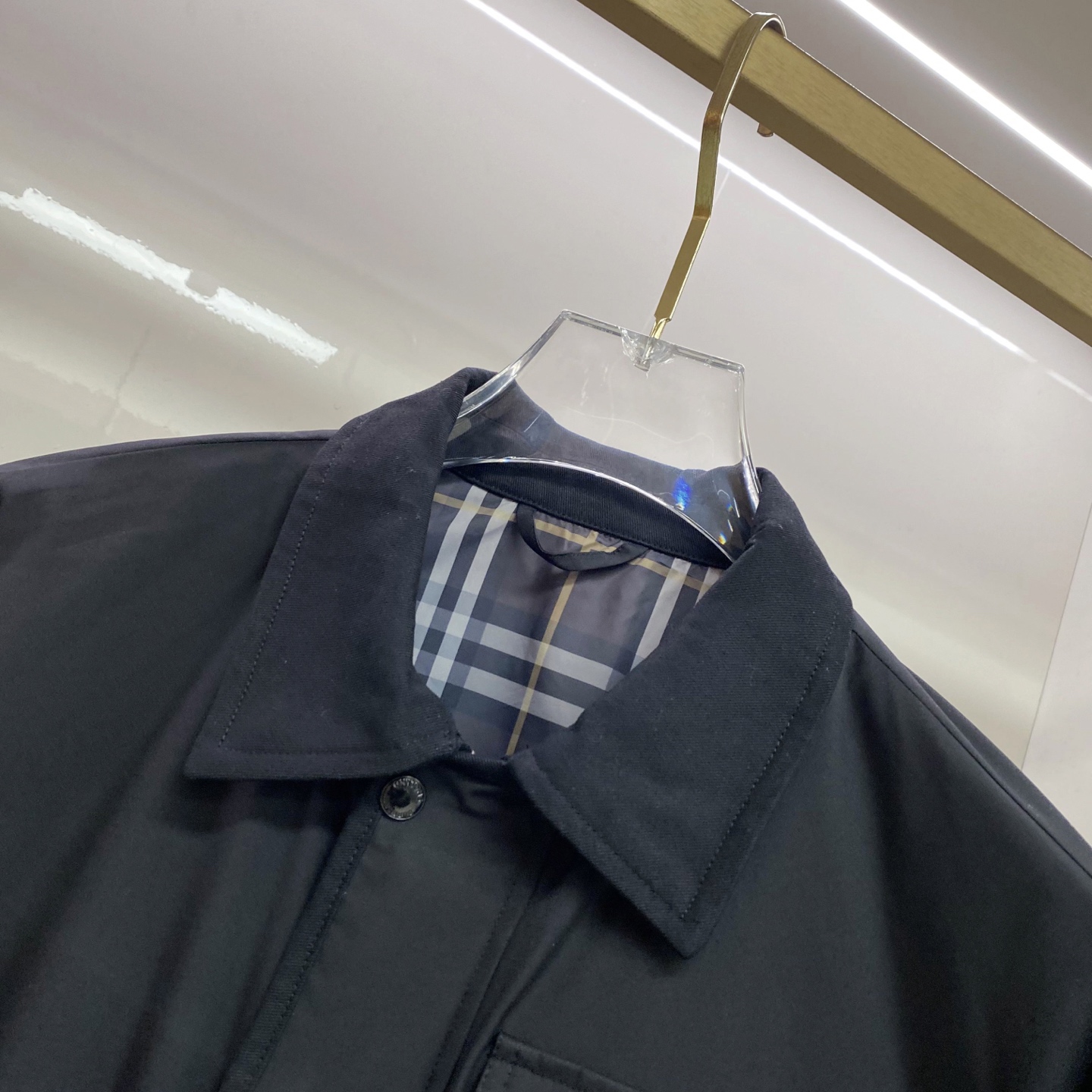 Burberry 巴宝莉 2026ss春季新款夹克外套全高端版本！高定专柜面料辅料，透气舒适度高，细节无