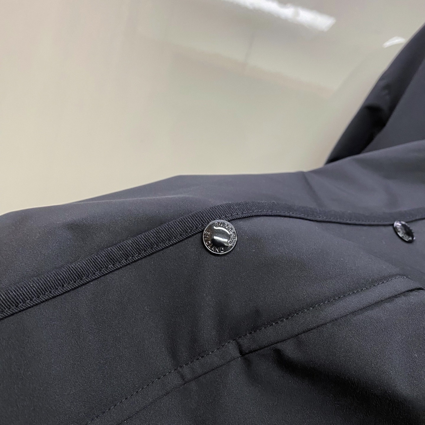 Burberry 巴宝莉 2026ss春季新款夹克外套全高端版本！高定专柜面料辅料，透气舒适度高，细节无