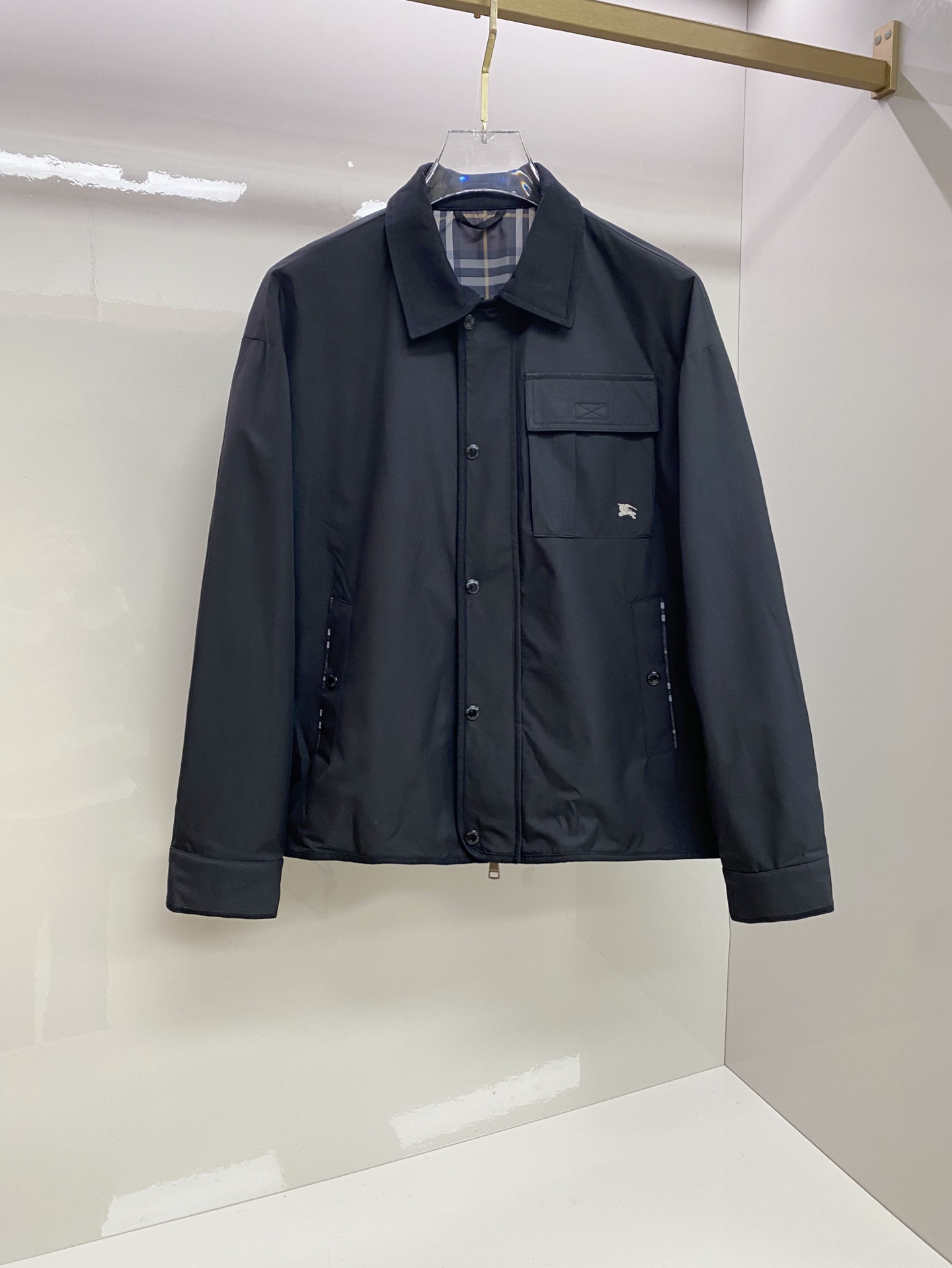 Burberry 巴宝莉 2026ss春季新款夹克外套全高端版本！高定专柜面料辅料，透气舒适度高，细节无