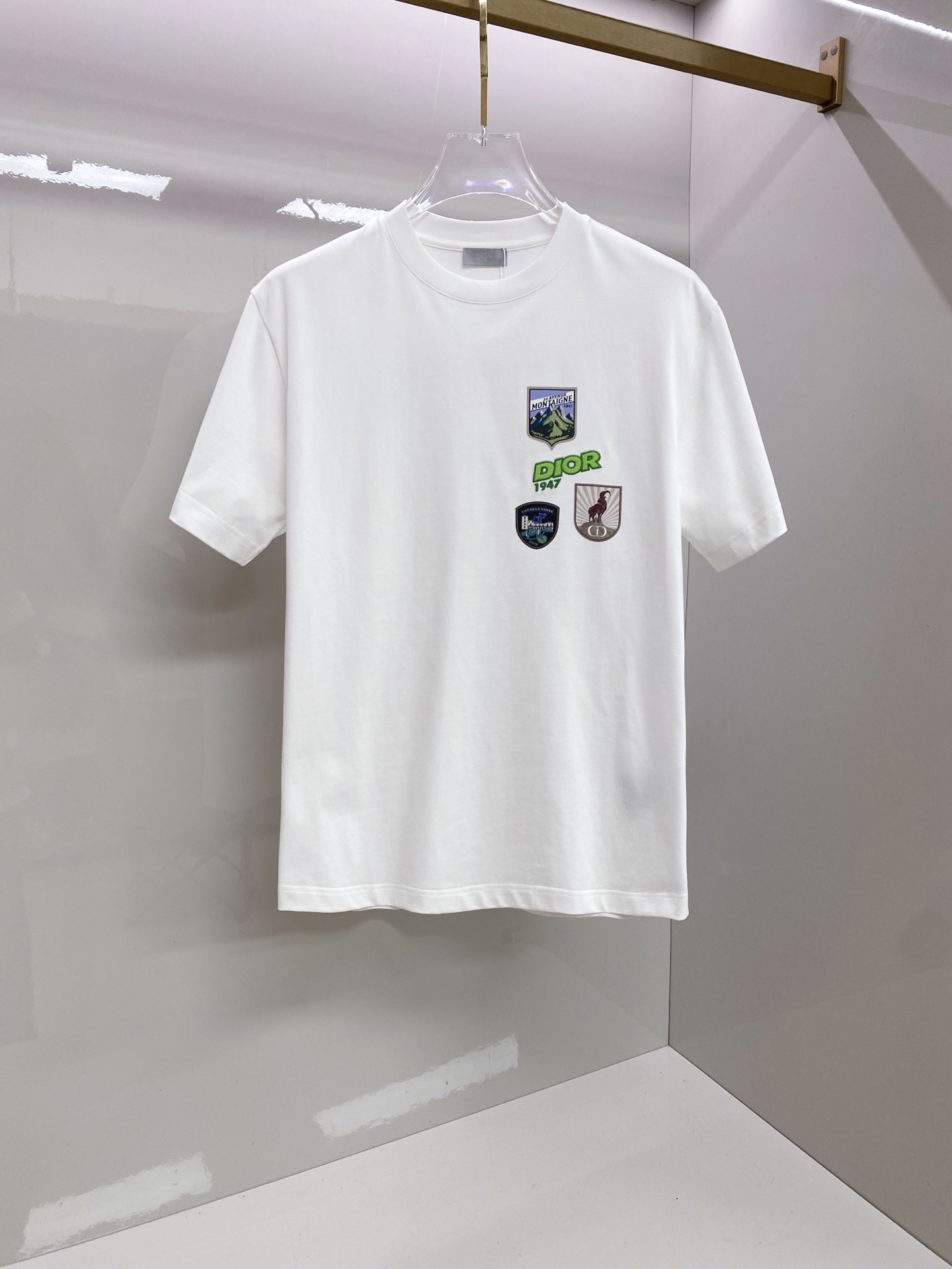 Dior 迪奥 2026ss 春夏新款首发专柜最新款短袖圆领T恤 高端订制 设计前卫时尚！品牌logo重