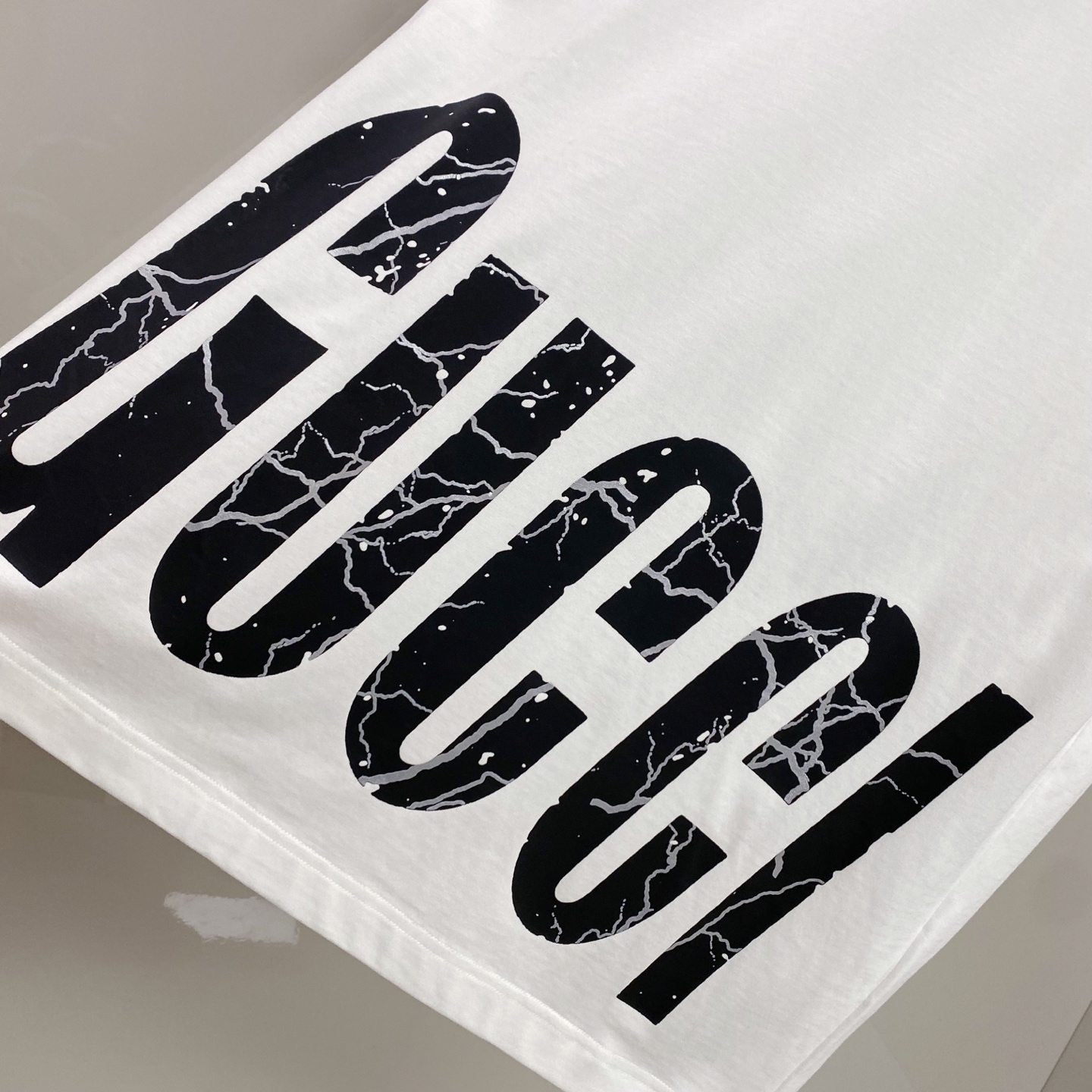 Gucci 古奇 2026ss 春夏新款首发专柜最新款短袖圆领T恤 高端订制 设计前卫时尚！品牌logo