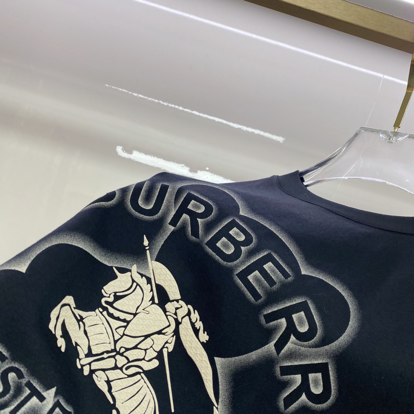 Burberry 巴宝莉 2026ss 春夏新款首发专柜最新款短袖圆领T恤 高端订制 设计前卫时尚！品牌