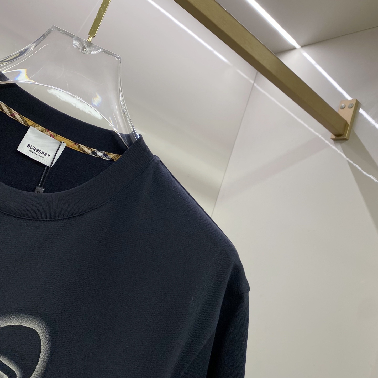 Burberry 巴宝莉 2026ss 春夏新款首发专柜最新款短袖圆领T恤 高端订制 设计前卫时尚！品牌