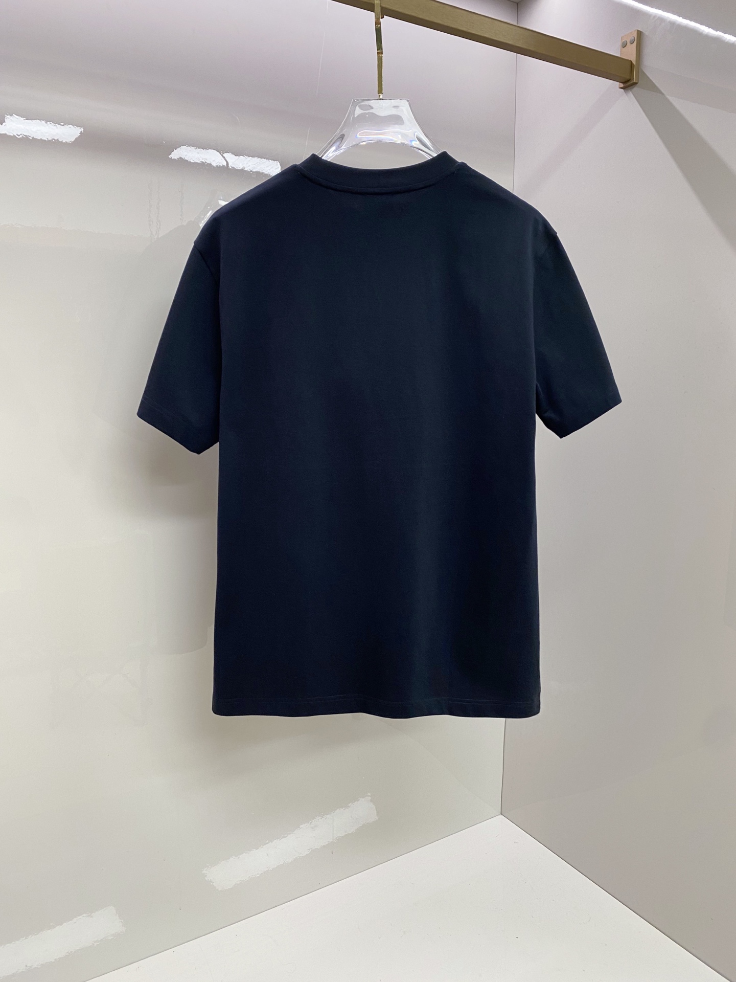 Burberry 巴宝莉 2026ss 春夏新款首发专柜最新款短袖圆领T恤 高端订制 设计前卫时尚！品牌