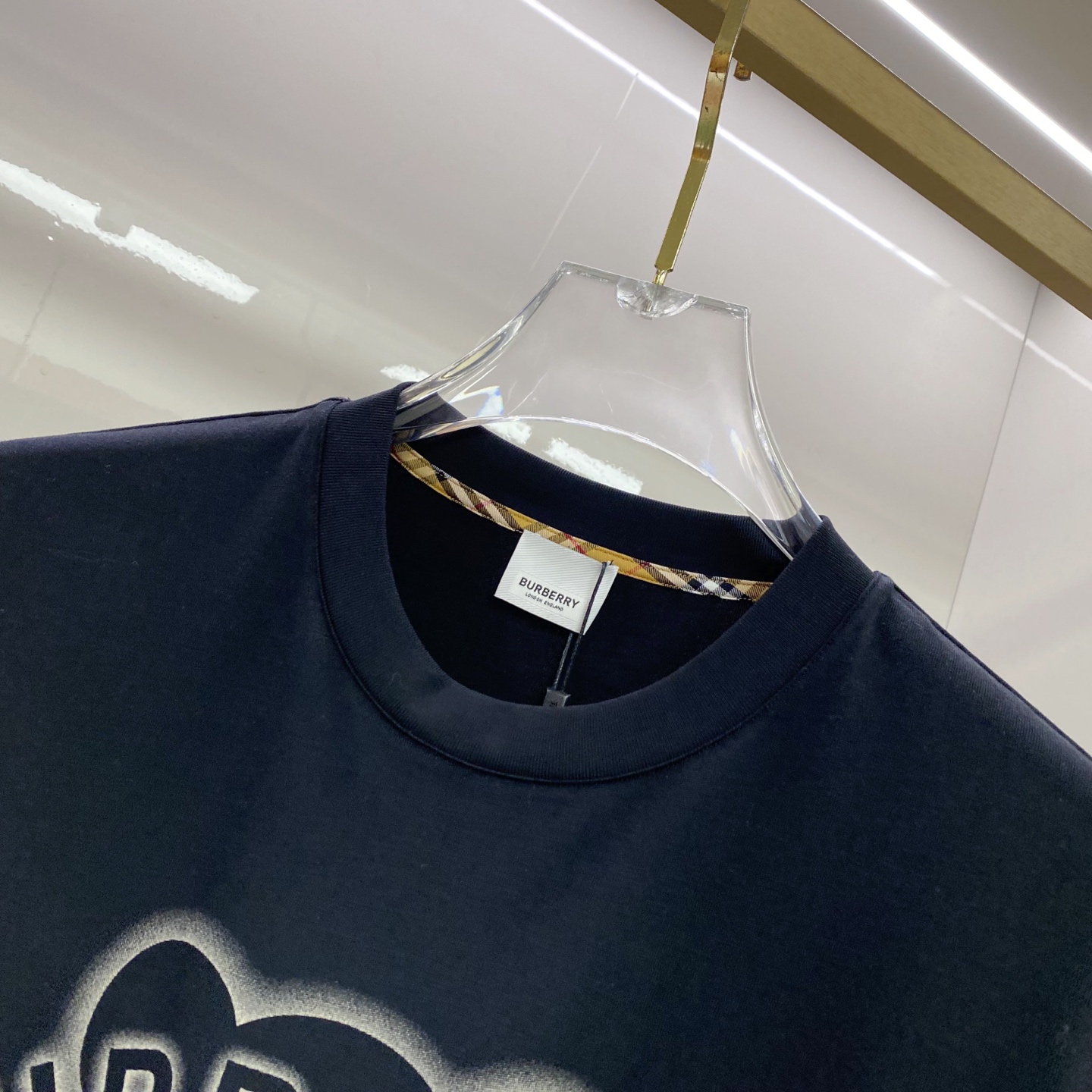 Burberry 巴宝莉 2026ss 春夏新款首发专柜最新款短袖圆领T恤 高端订制 设计前卫时尚！品牌