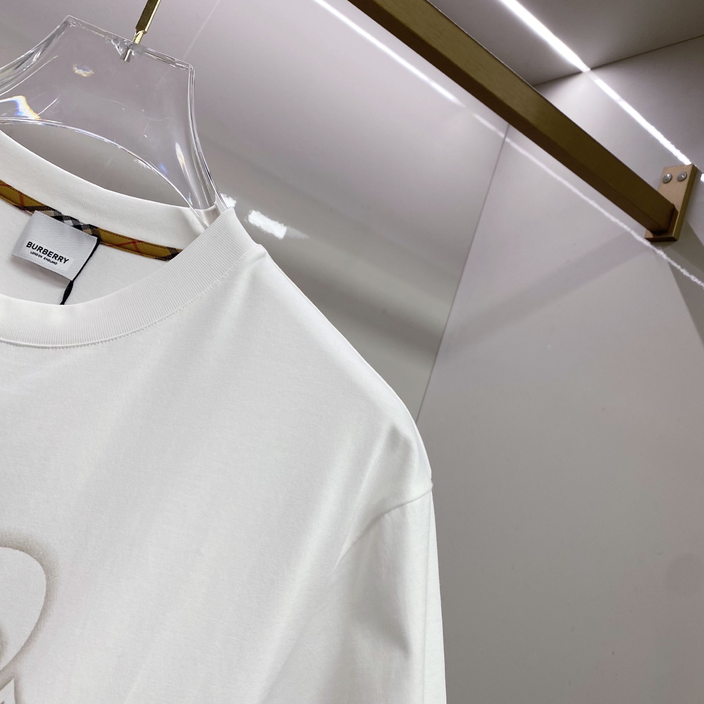 Burberry 巴宝莉 2026ss 春夏新款首发专柜最新款短袖圆领T恤 高端订制 设计前卫时尚！品牌