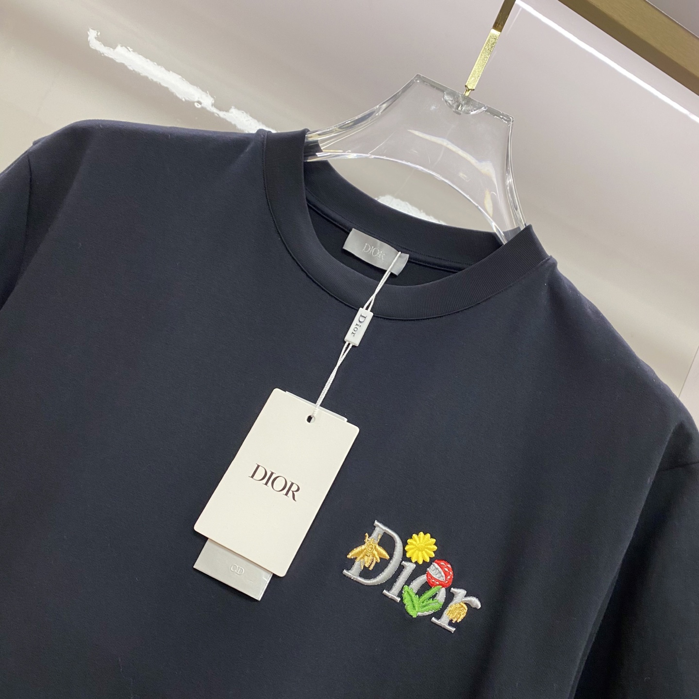 Dior 迪奥 2026ss 春夏新款首发专柜最新款短袖圆领T恤 高端订制 设计前卫时尚！品牌logo重