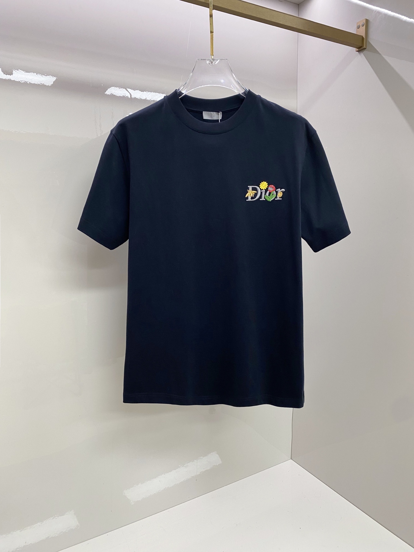 Dior 迪奥 2026ss 春夏新款首发专柜最新款短袖圆领T恤 高端订制 设计前卫时尚！品牌logo重