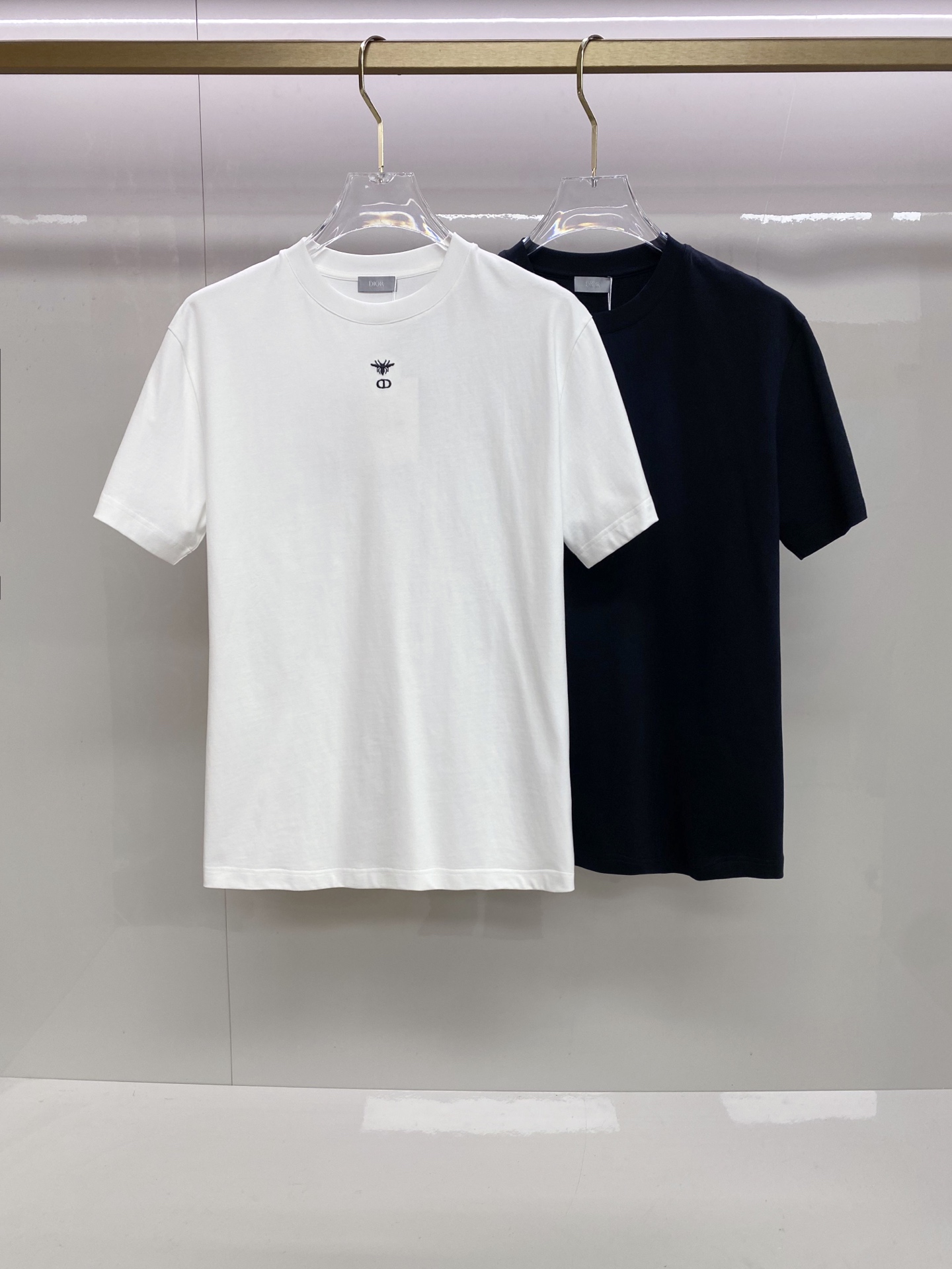 Dior 迪奥 2026ss 春夏新款首发专柜最新款短袖圆领T恤 高端订制 设计前卫时尚！品牌logo重