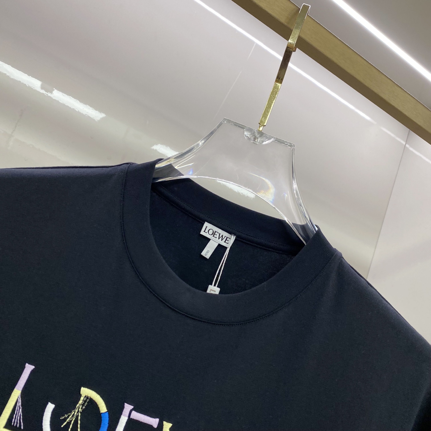 Loewe 罗意威 2026ss 春夏新款首发专柜最新款短袖圆领T恤 高端订制 设计前卫时尚！品牌log