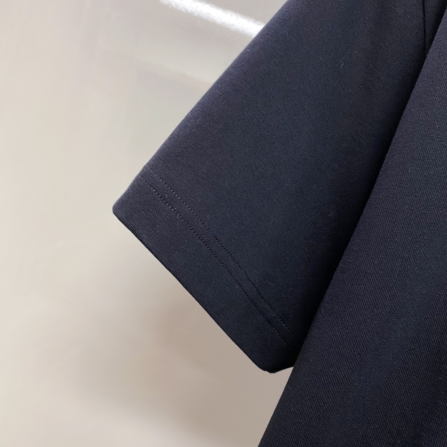 Loewe 罗意威 2026ss 春夏新款首发专柜最新款短袖圆领T恤 高端订制 设计前卫时尚！品牌log