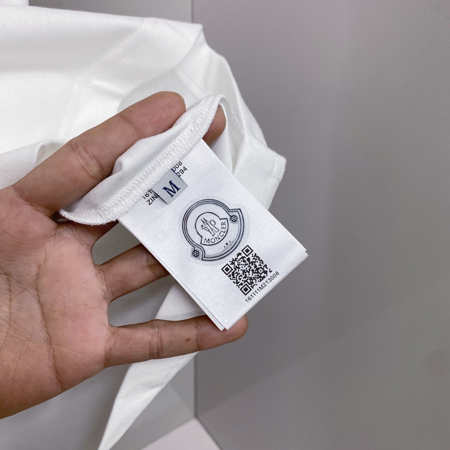 Moncler 蒙口 2026ss 春夏新款首发专柜最新款短袖圆领T恤 高端订制 设计前卫时尚！品牌lo