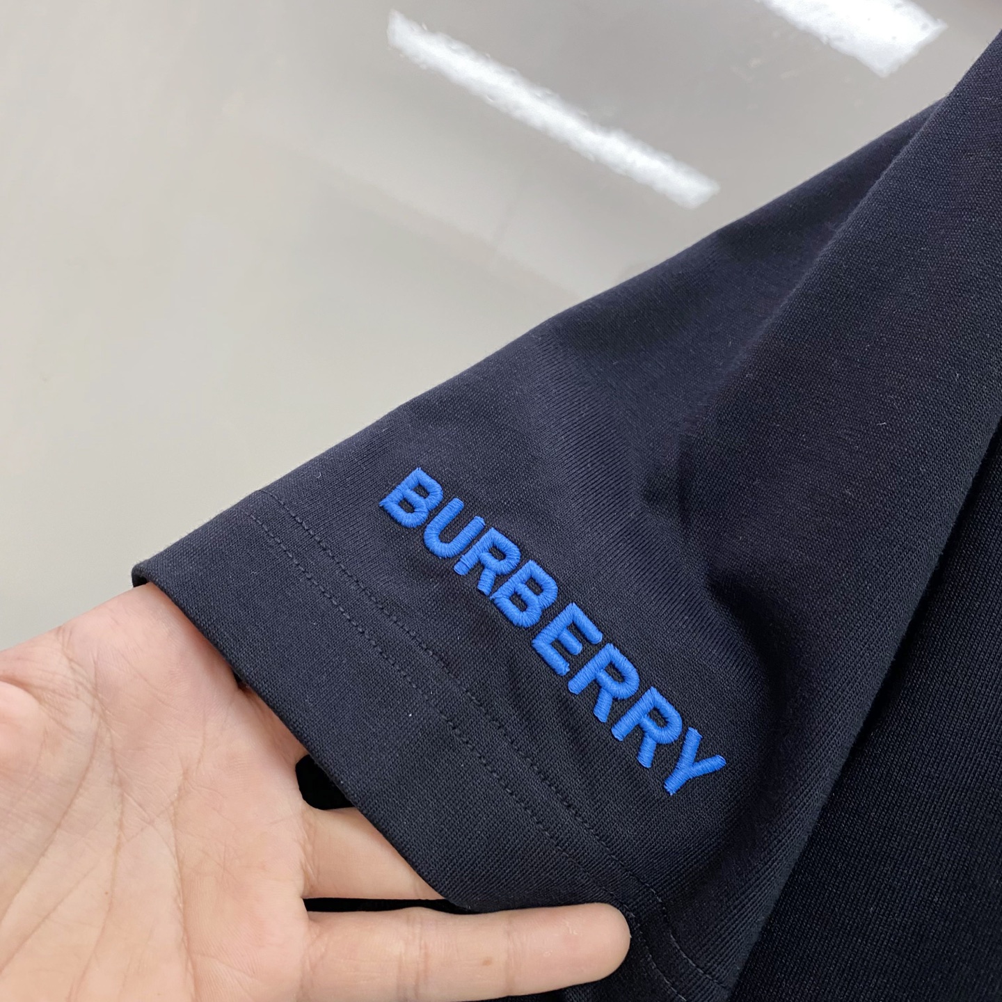 Burberry 巴宝莉 2026ss 春夏新款首发专柜最新款短袖圆领T恤 高端订制 设计前卫时尚！品牌