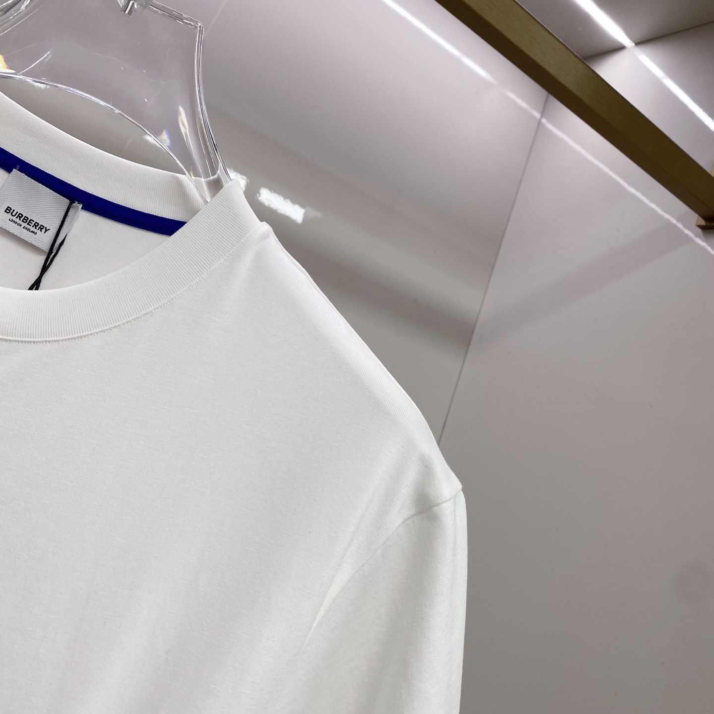 Burberry 巴宝莉 2026ss 春夏新款首发专柜最新款短袖圆领T恤 高端订制 设计前卫时尚！品牌