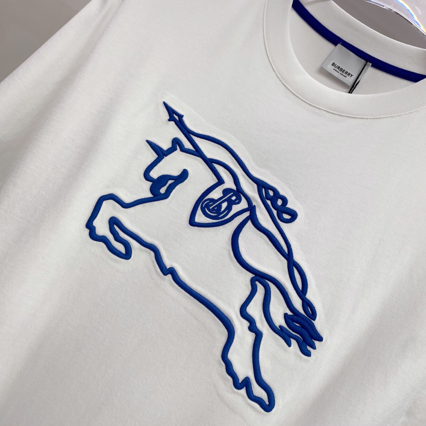 Burberry 巴宝莉 2026ss 春夏新款首发专柜最新款短袖圆领T恤 高端订制 设计前卫时尚！品牌
