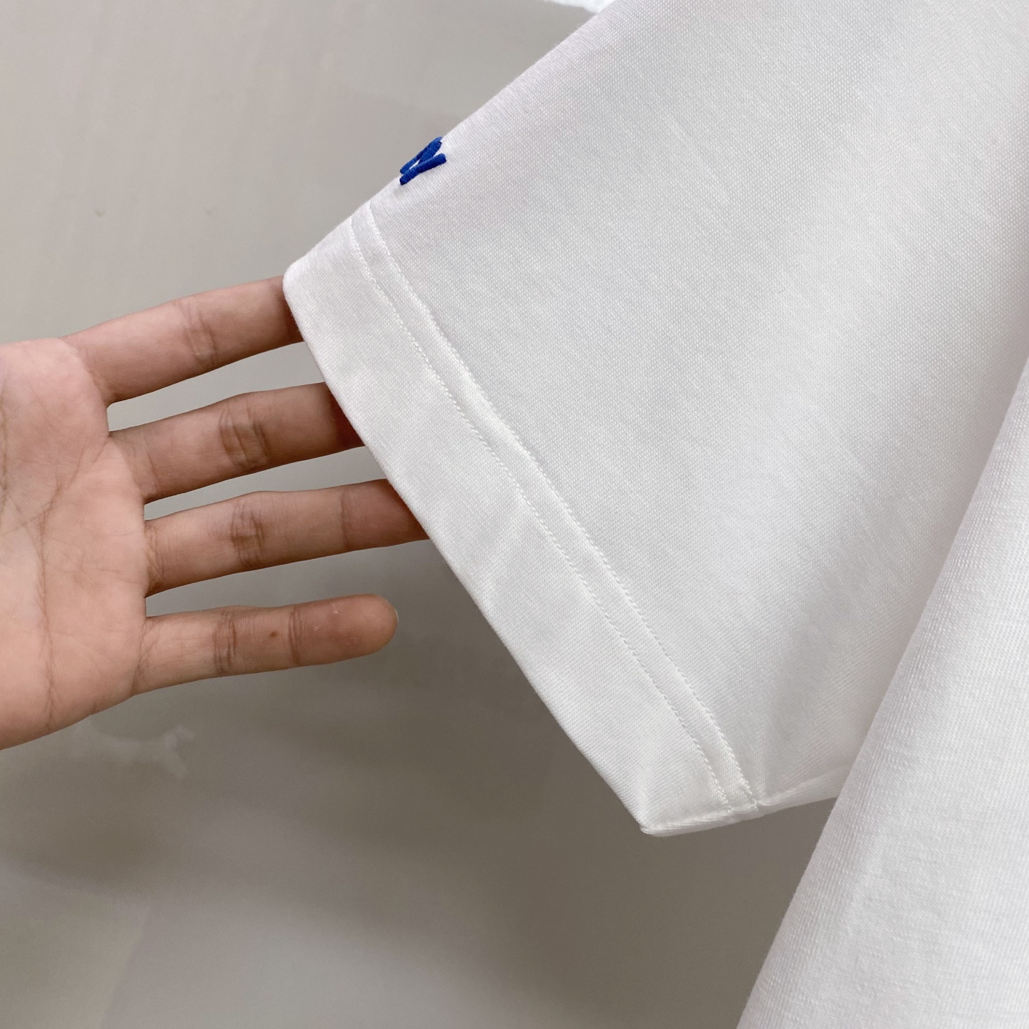 Burberry 巴宝莉 2026ss 春夏新款首发专柜最新款短袖圆领T恤 高端订制 设计前卫时尚！品牌