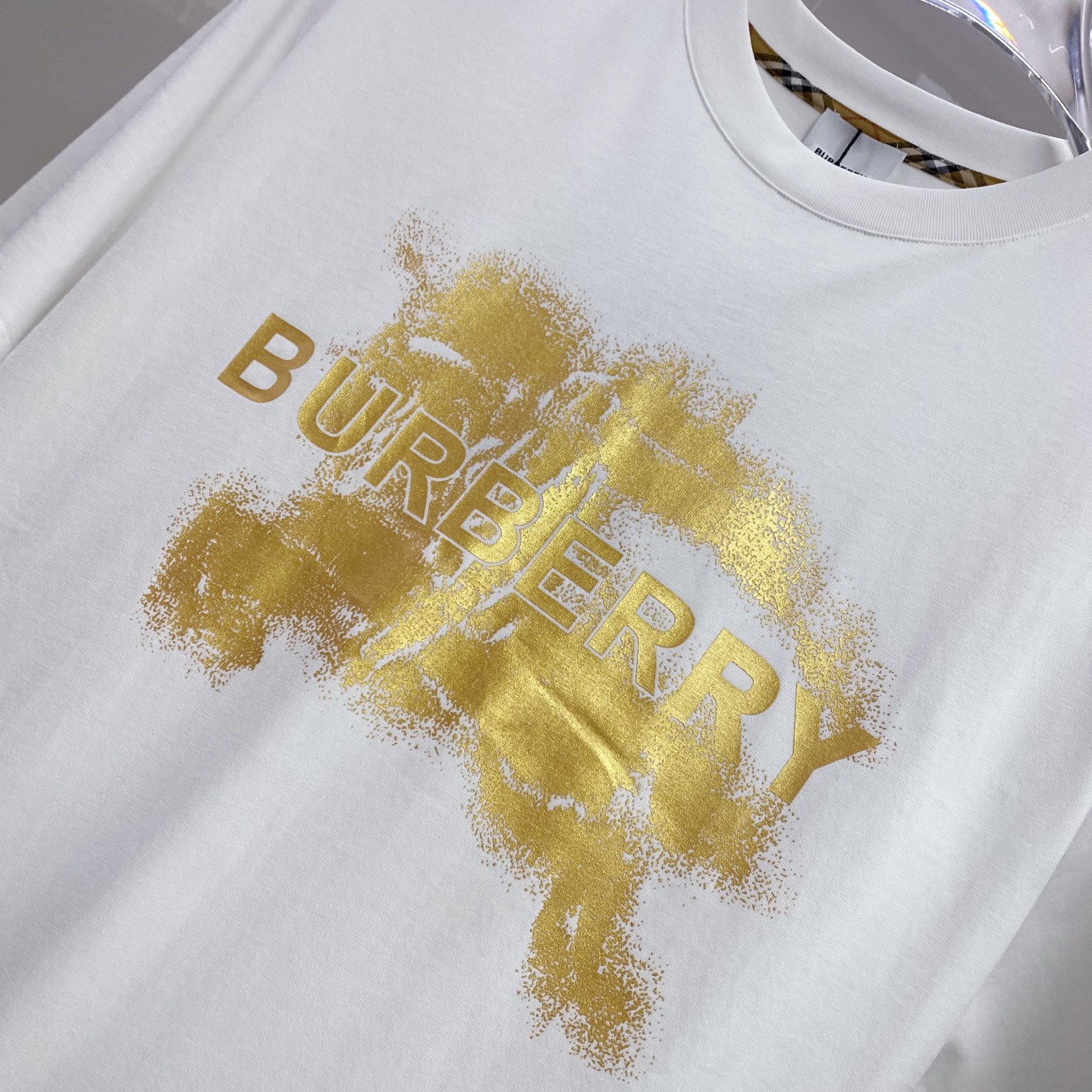 Burberry 巴宝莉 2026ss 春夏新款首发专柜最新款短袖圆领T恤 高端订制 设计前卫时尚！品牌