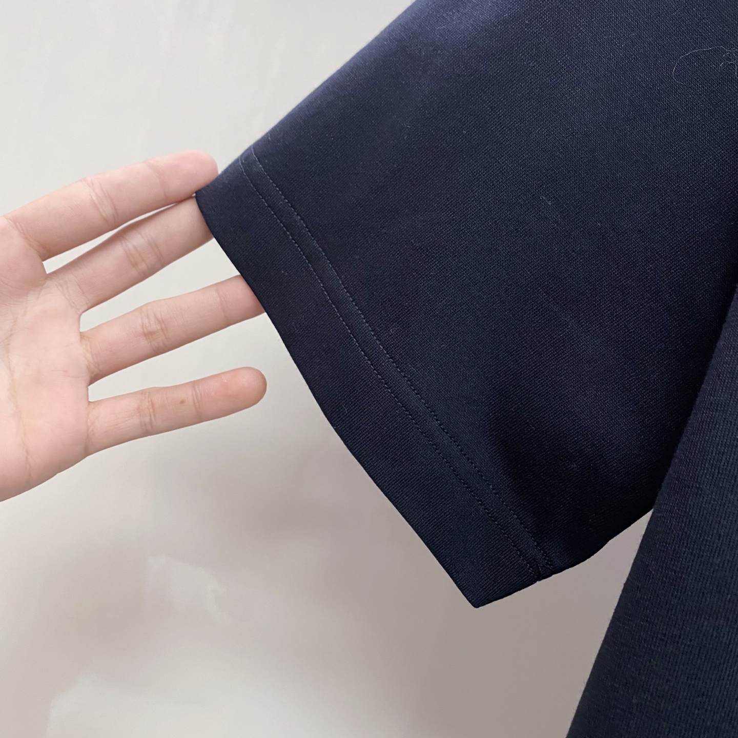 Moncler 蒙口 2026ss 春夏新款首发专柜最新款短袖圆领T恤 高端订制 设计前卫时尚！品牌lo