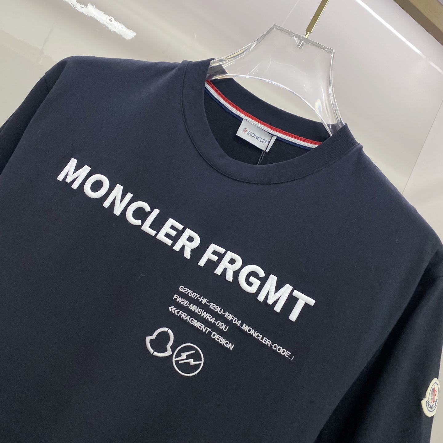 Moncler 蒙口 2026ss 春夏新款首发专柜最新款短袖圆领T恤 高端订制 设计前卫时尚！品牌lo
