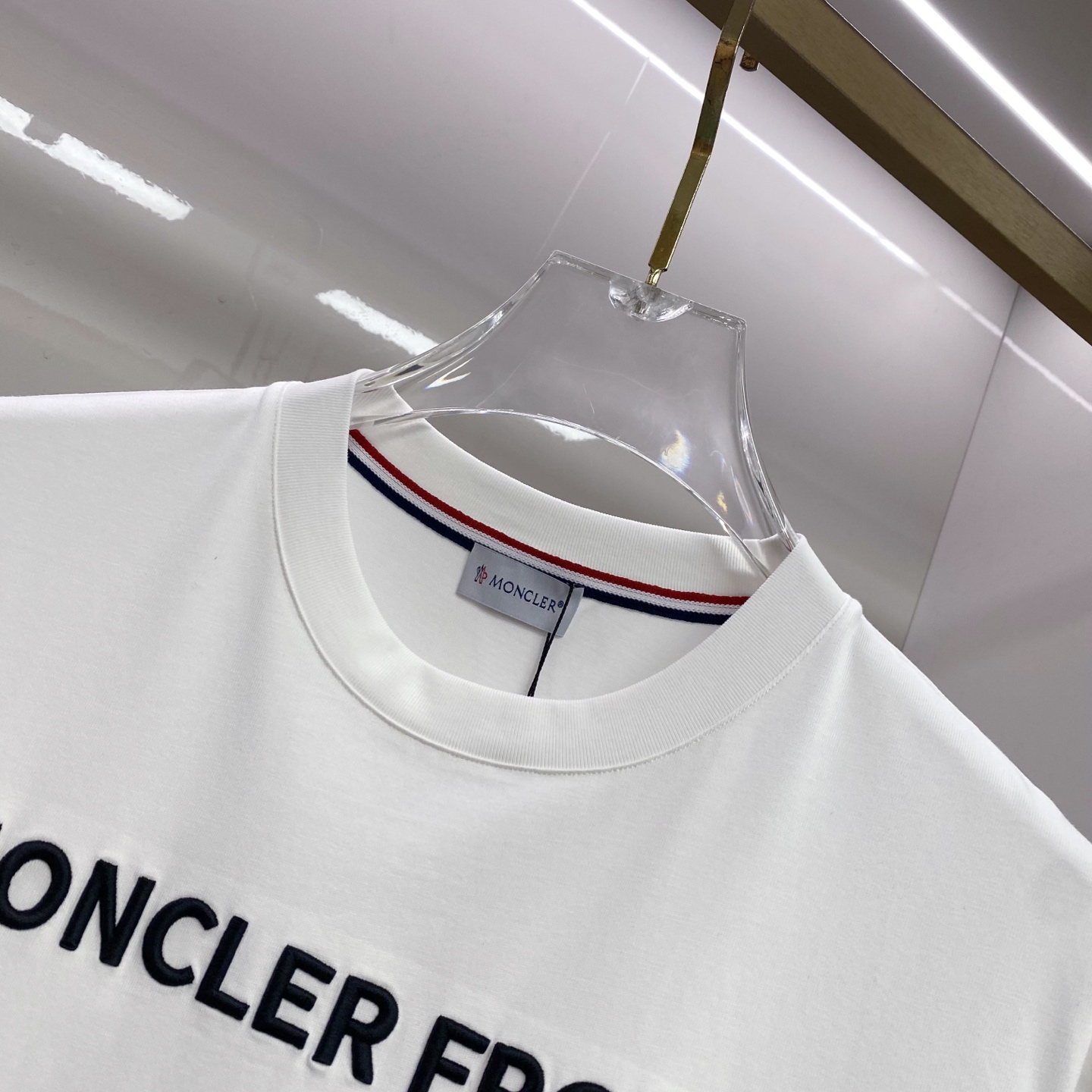 Moncler 蒙口 2026ss 春夏新款首发专柜最新款短袖圆领T恤 高端订制 设计前卫时尚！品牌lo