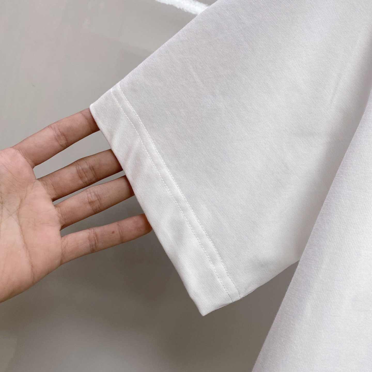 Moncler 蒙口 2026ss 春夏新款首发专柜最新款短袖圆领T恤 高端订制 设计前卫时尚！品牌lo