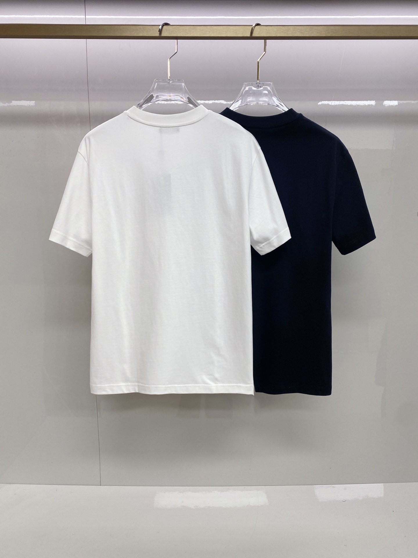 Versace 范思哲 2026ss 春夏新款首发专柜最新款短袖圆领T恤 高端订制 设计前卫时尚！品牌l